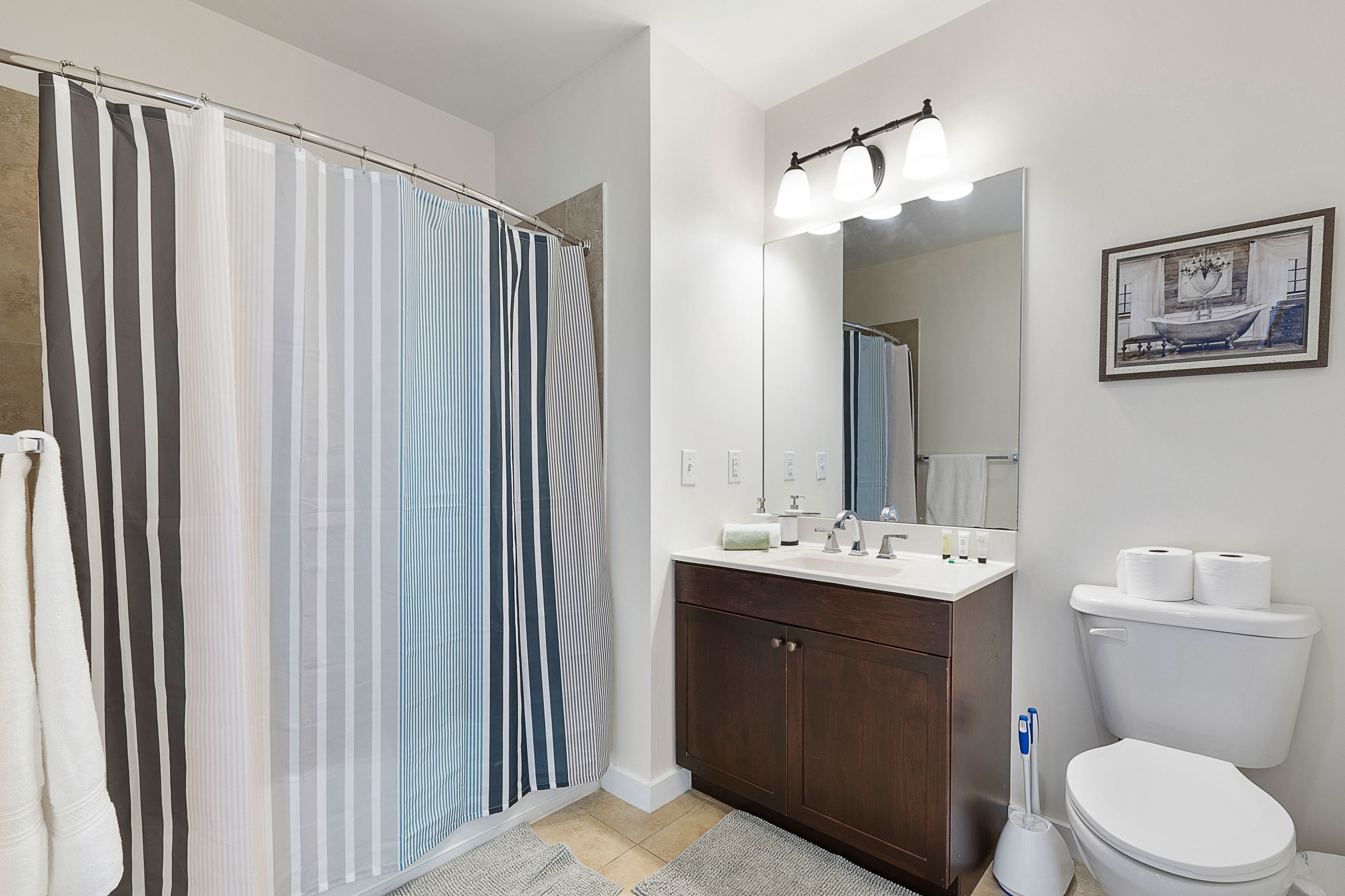 Pelicanstay Near Holland Tunnel