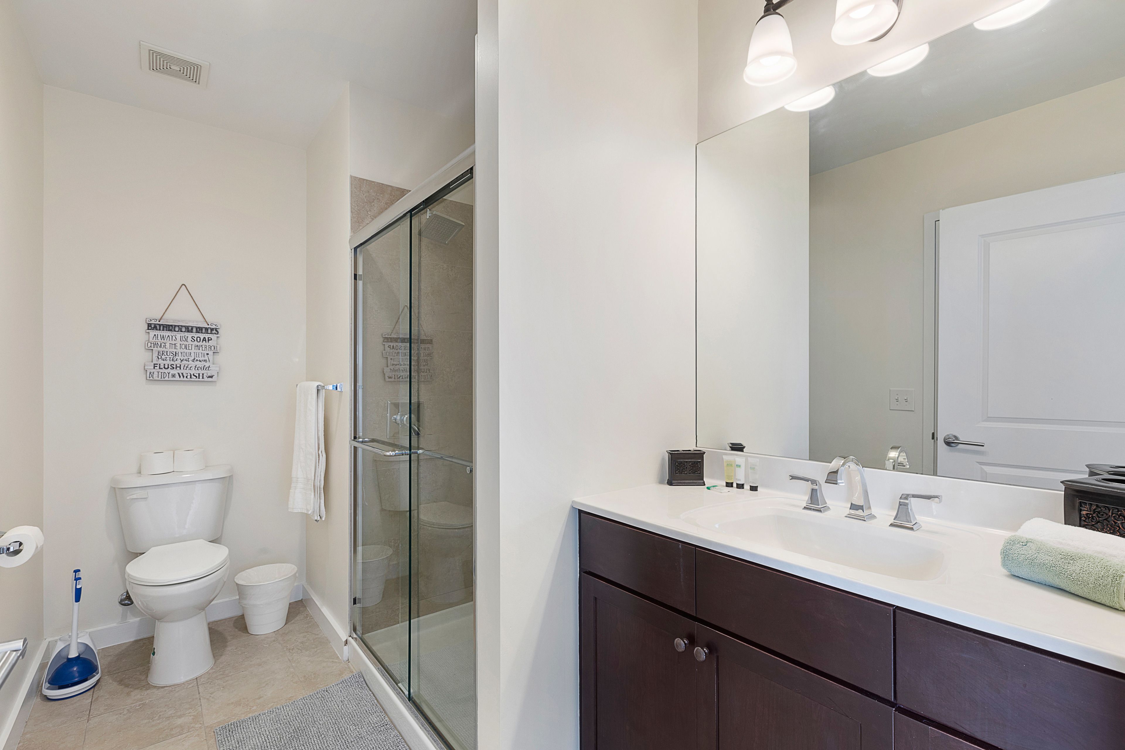 Pelicanstay Near Holland Tunnel