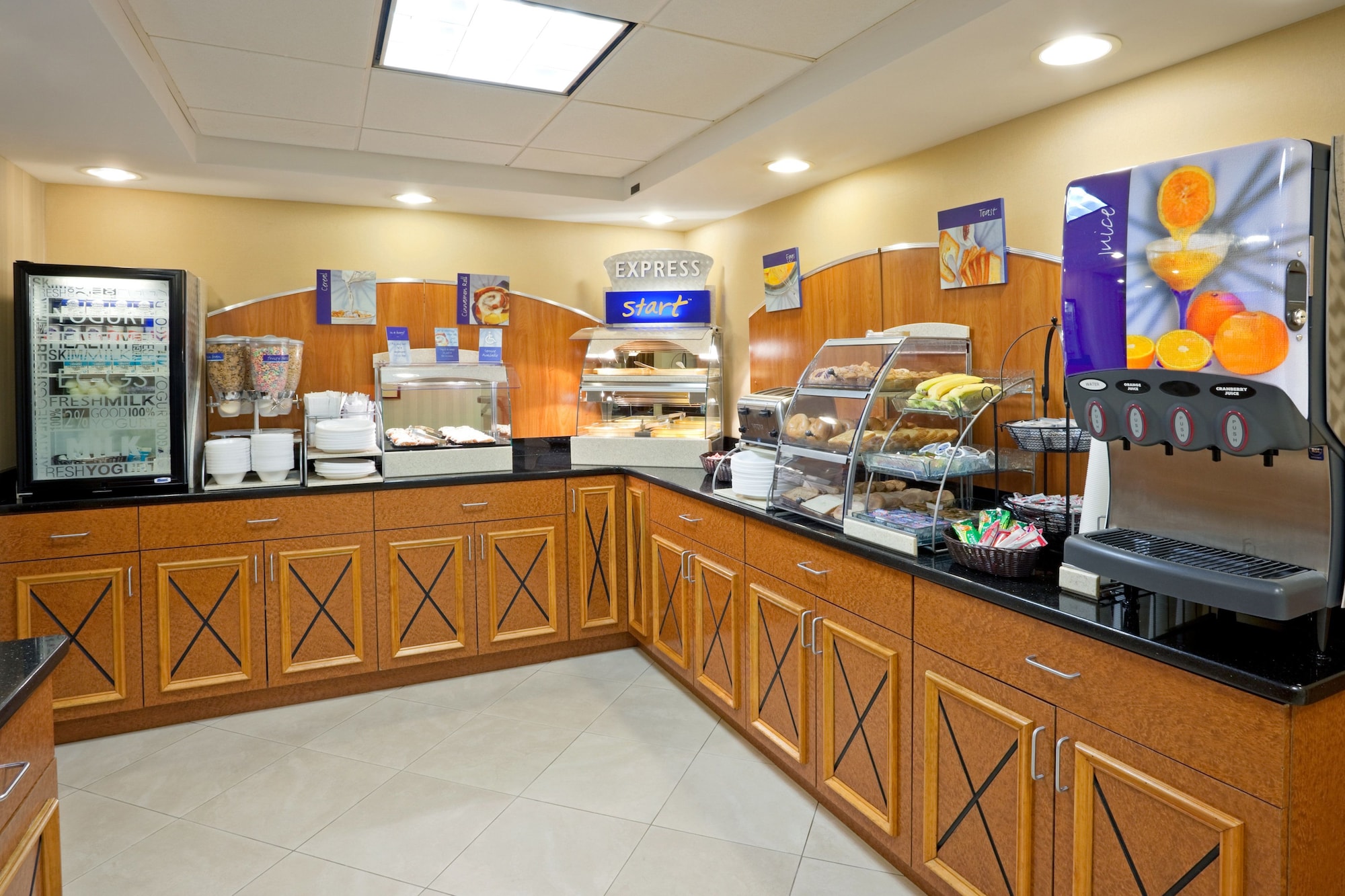 Holiday Inn Express Hotel & Suites West Long Branch