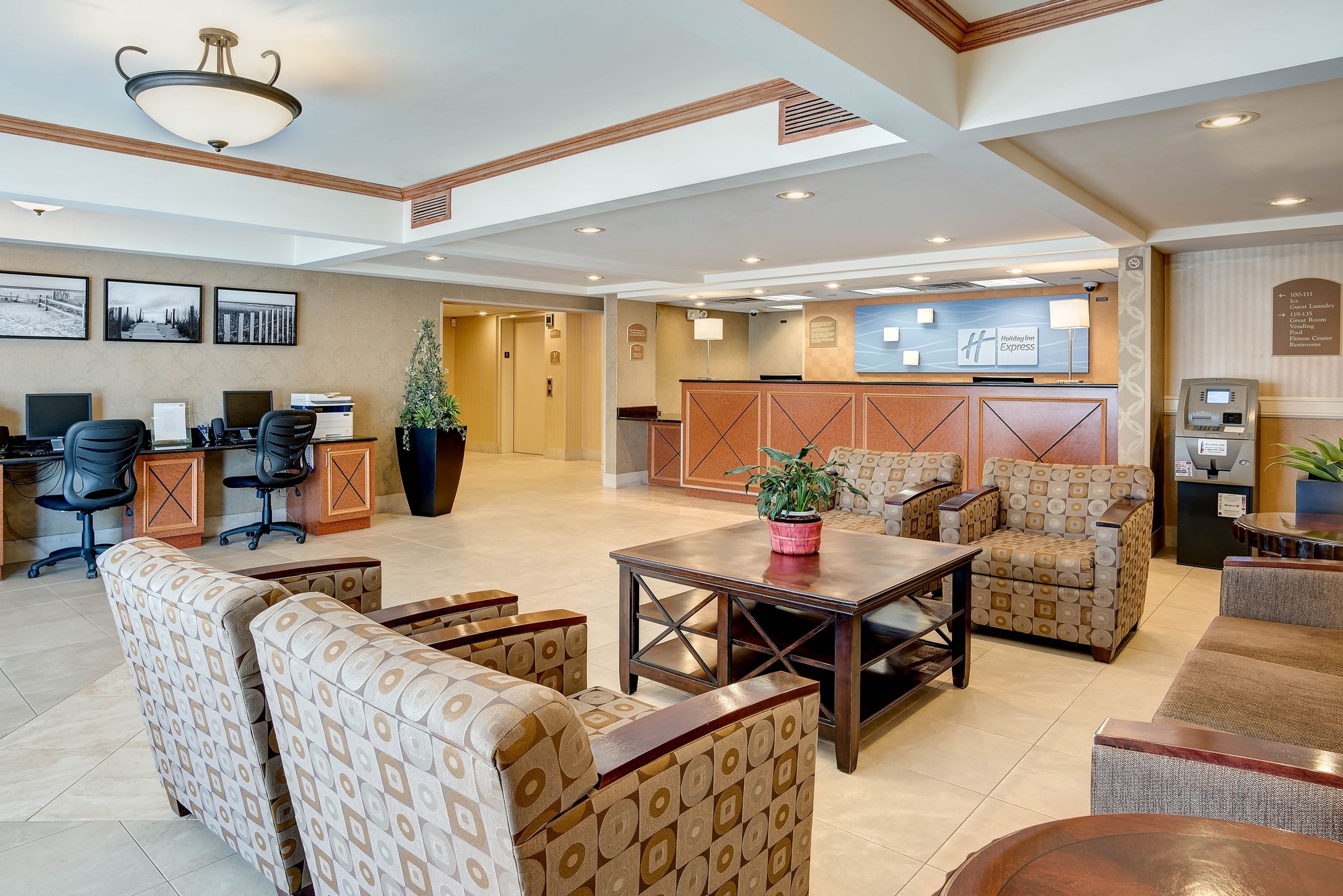 Holiday Inn Express Hotel & Suites West Long Branch