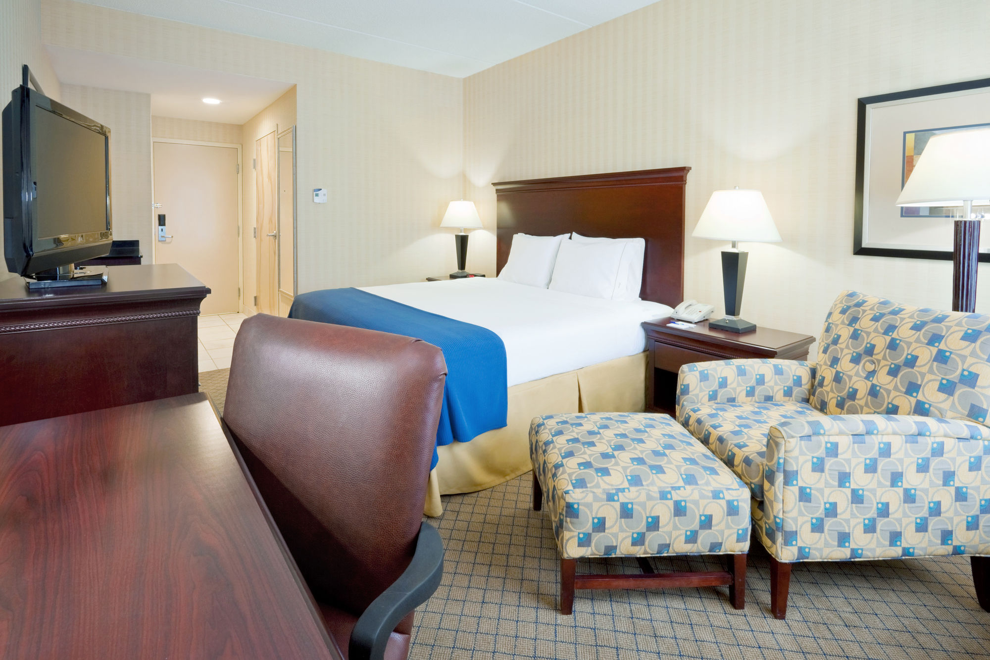 Holiday Inn Express Hotel & Suites West Long Branch