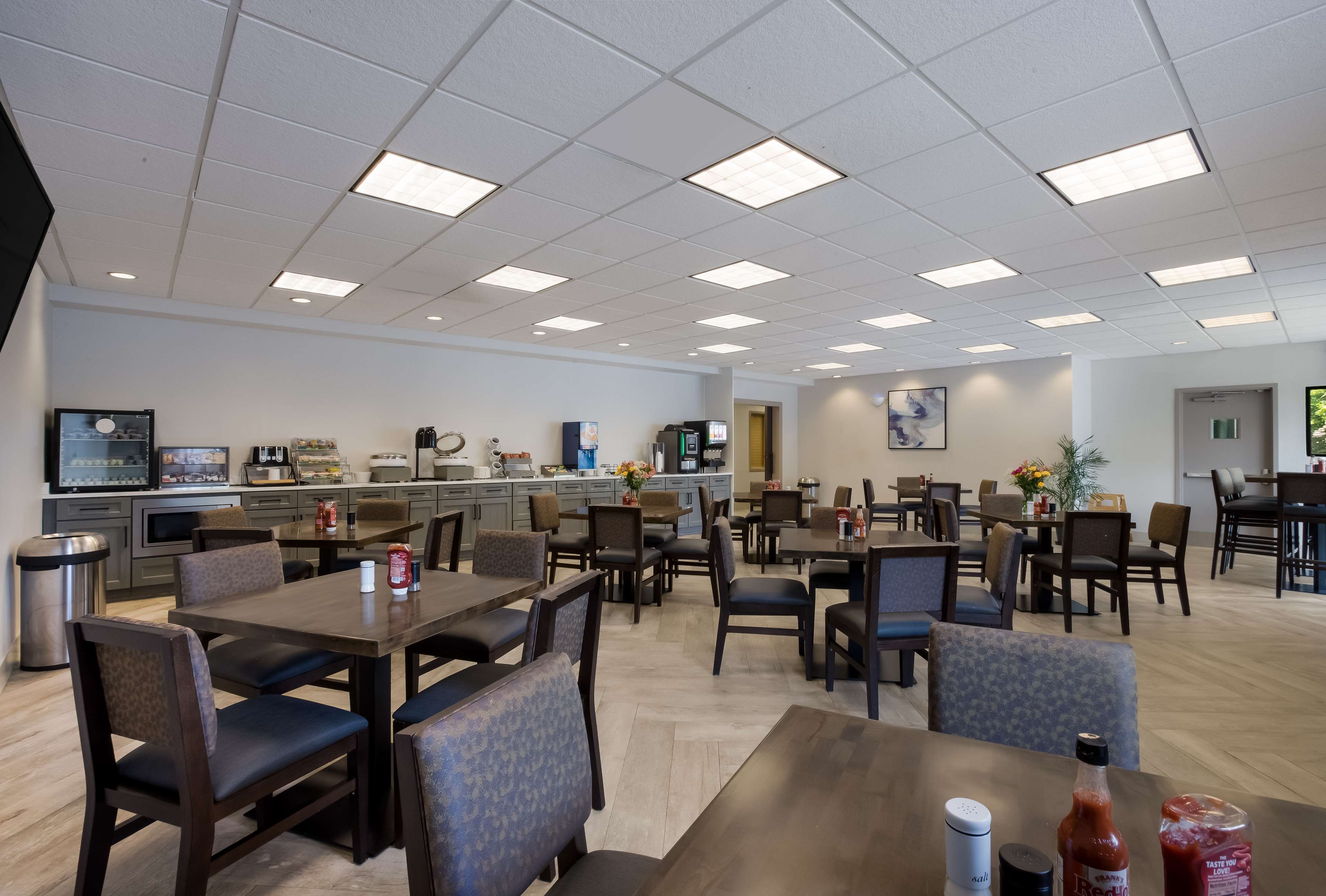 The Hub Middletown: A Best Western Signature Hotel
