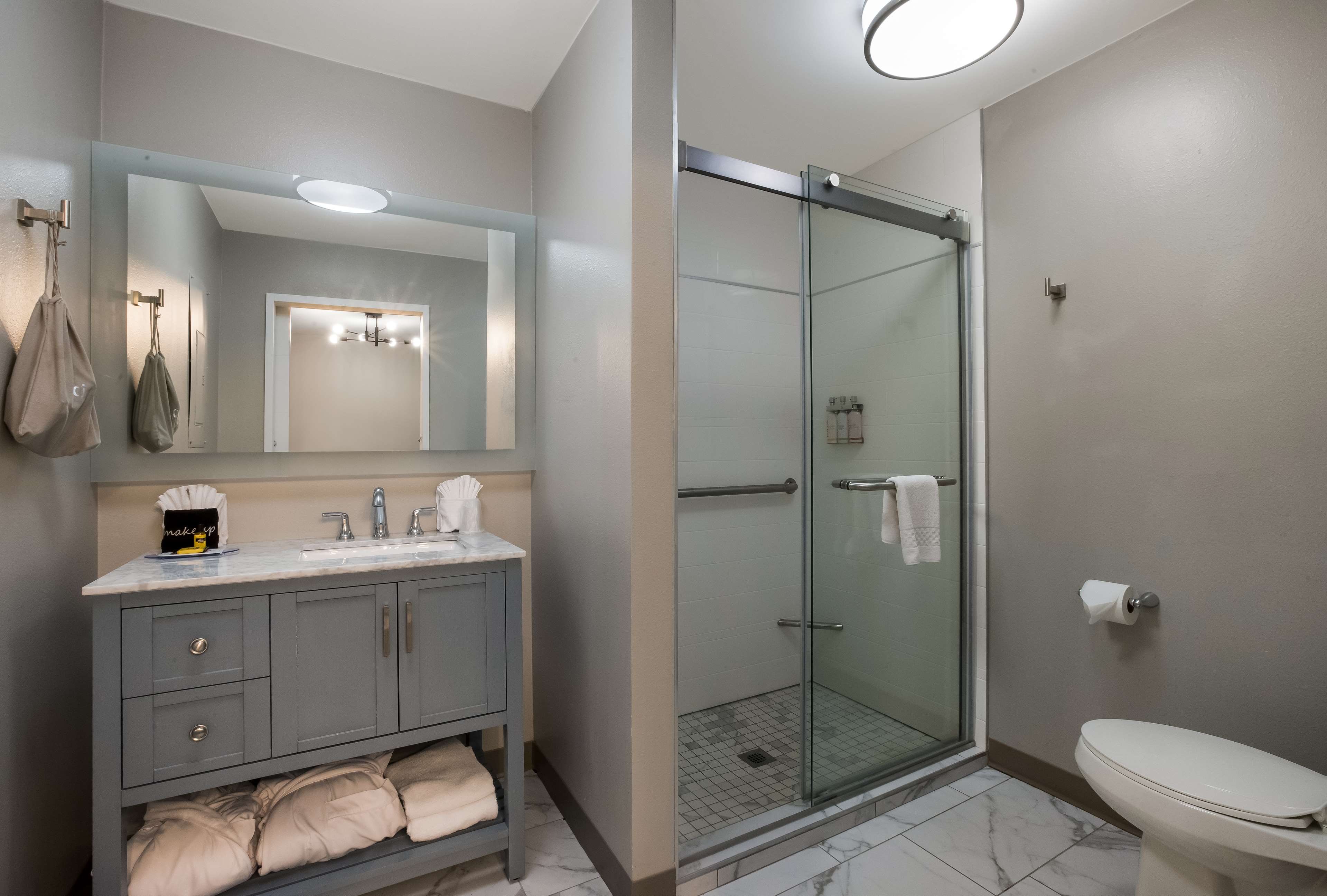 The Hub Middletown: A Best Western Signature Hotel