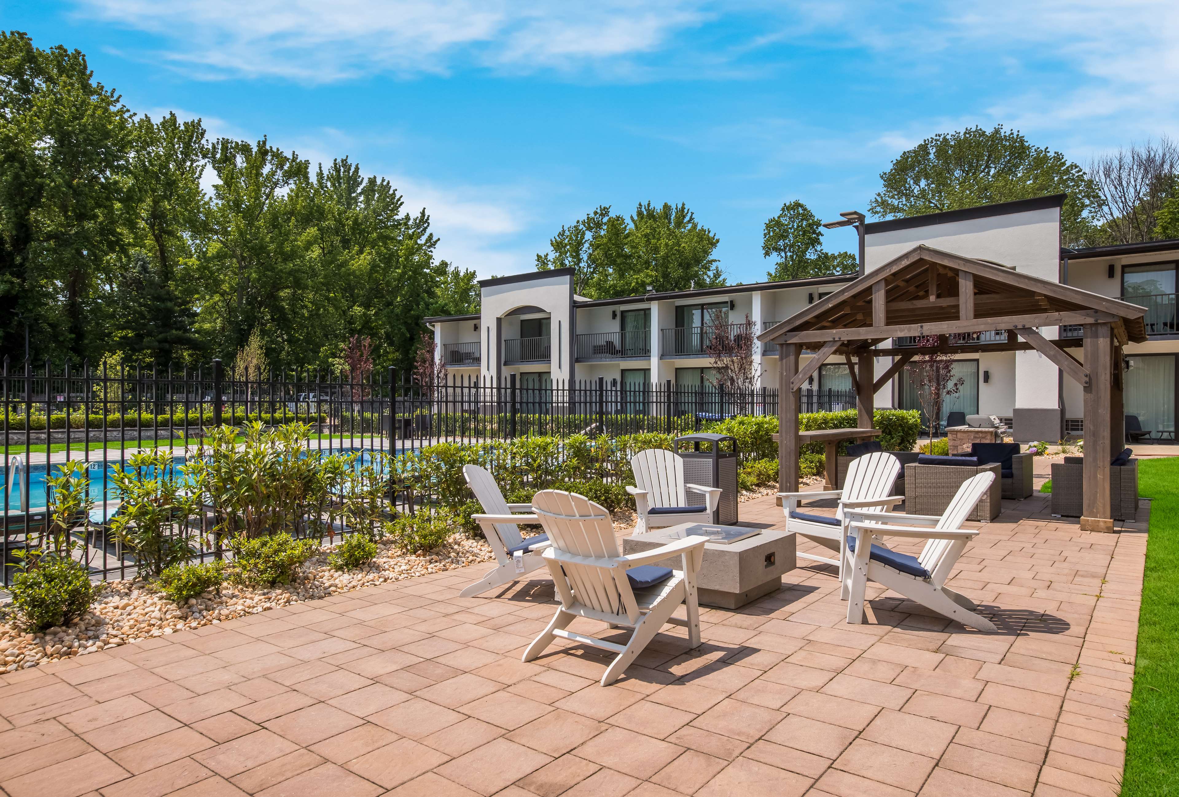 The Hub Middletown: A Best Western Signature Hotel