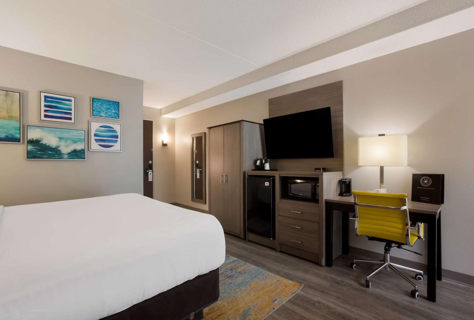 The Hub Middletown: A Best Western Signature Hotel