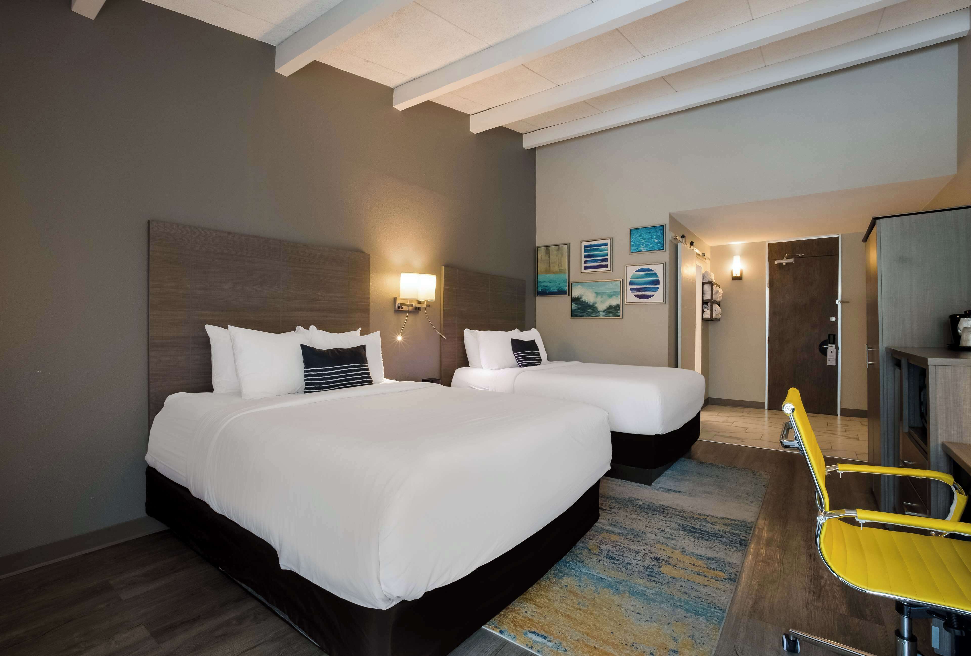 The Hub Middletown: A Best Western Signature Hotel