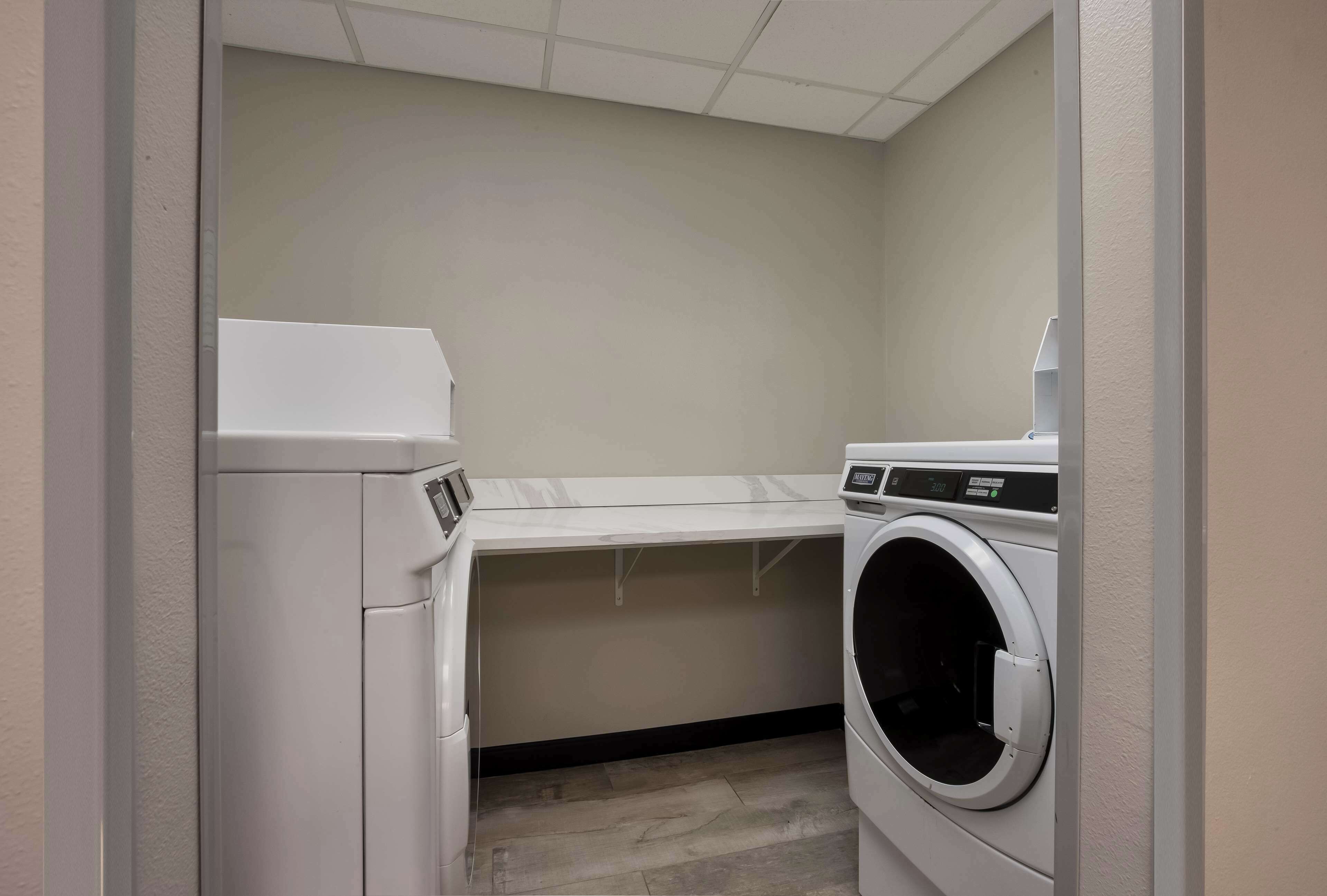 The Hub Middletown: A Best Western Signature Hotel