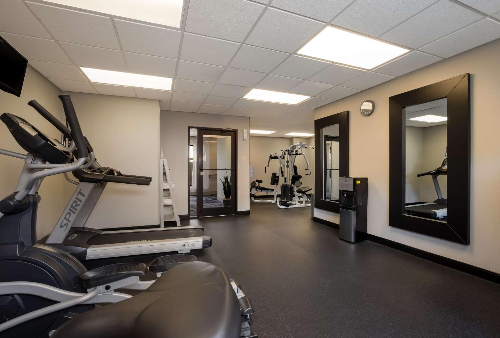 The Hub Middletown: A Best Western Signature Hotel