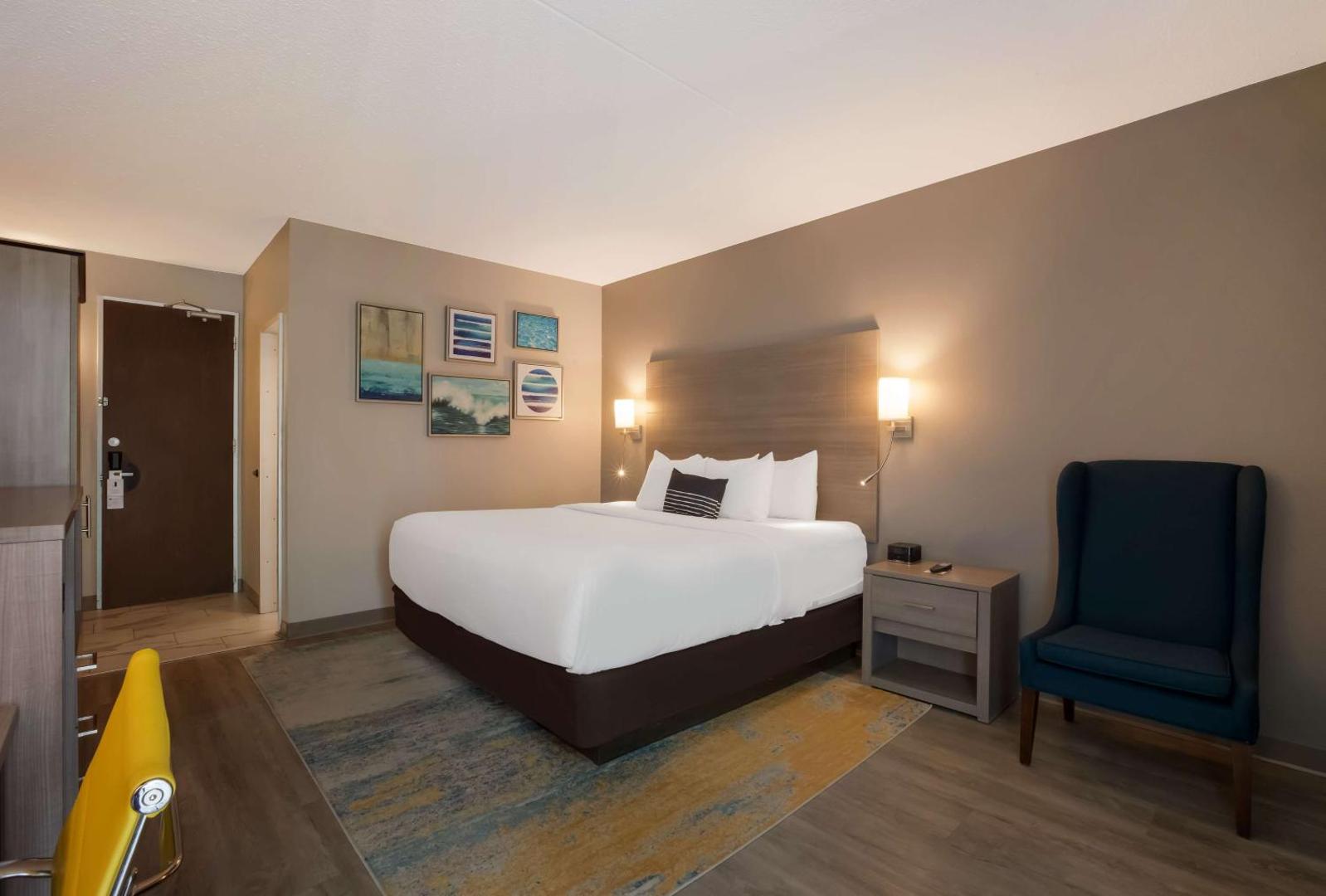 The Hub Middletown: A Best Western Signature Hotel