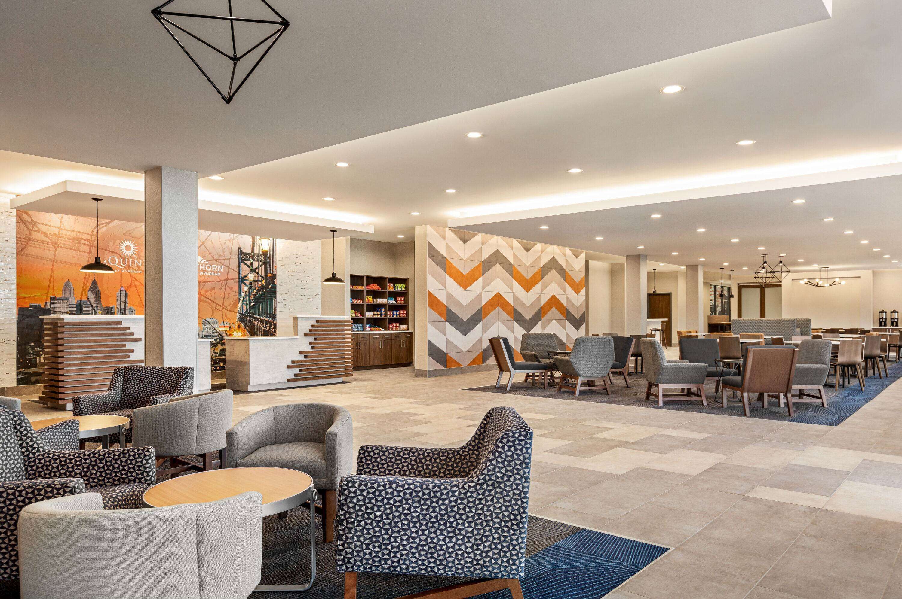 La Quinta Inn & Suites By Wyndham Mount Laurel Moorestown