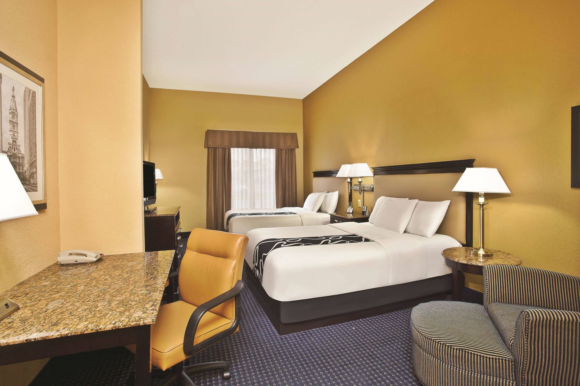 La Quinta Inn & Suites by Wyndham Mt. Laurel - Philadelphia