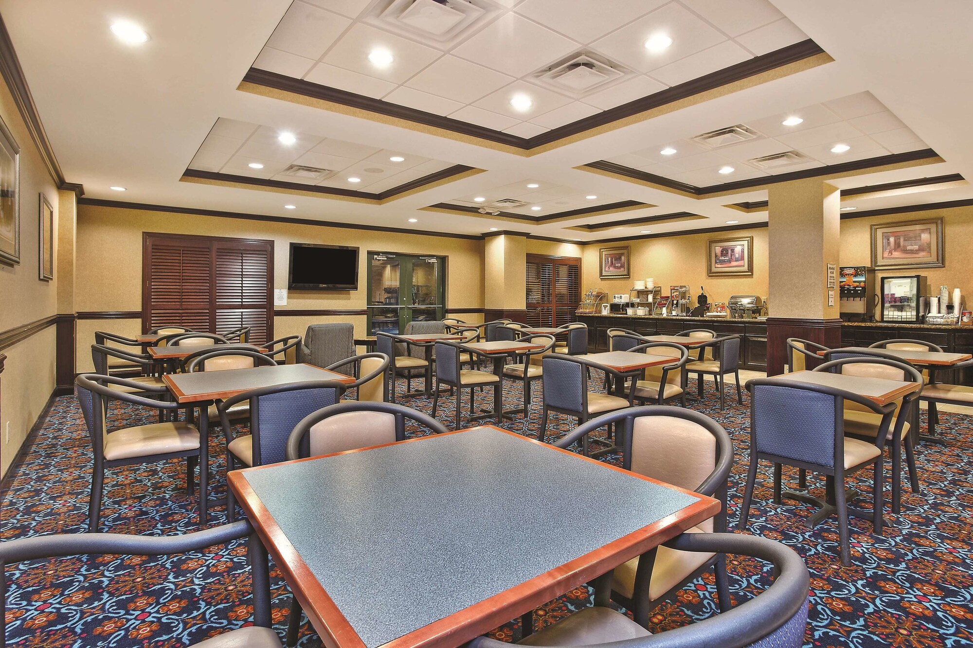La Quinta Inn & Suites by Wyndham Mt. Laurel - Philadelphia
