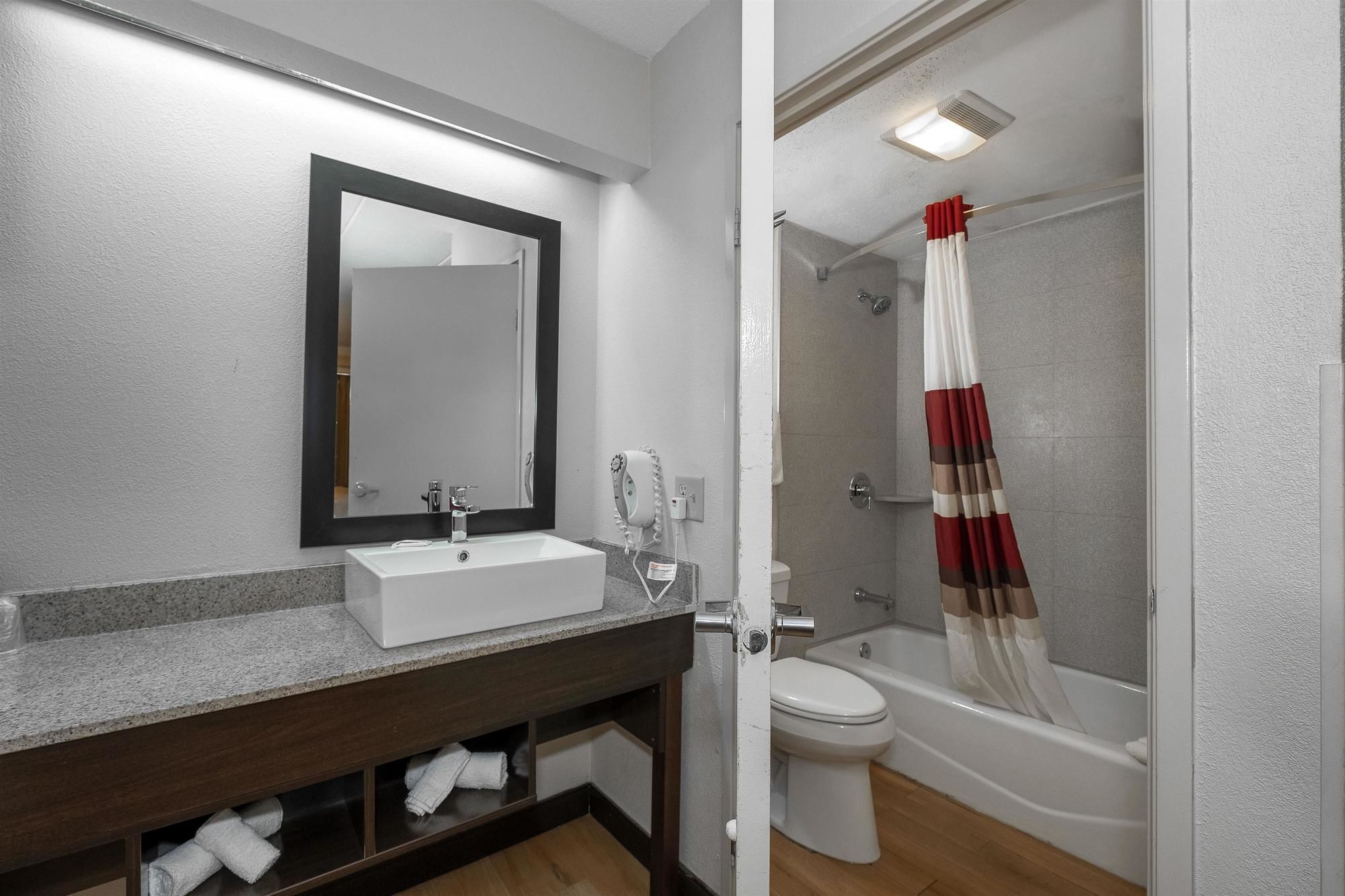 Red Roof Inn Mt Laurel