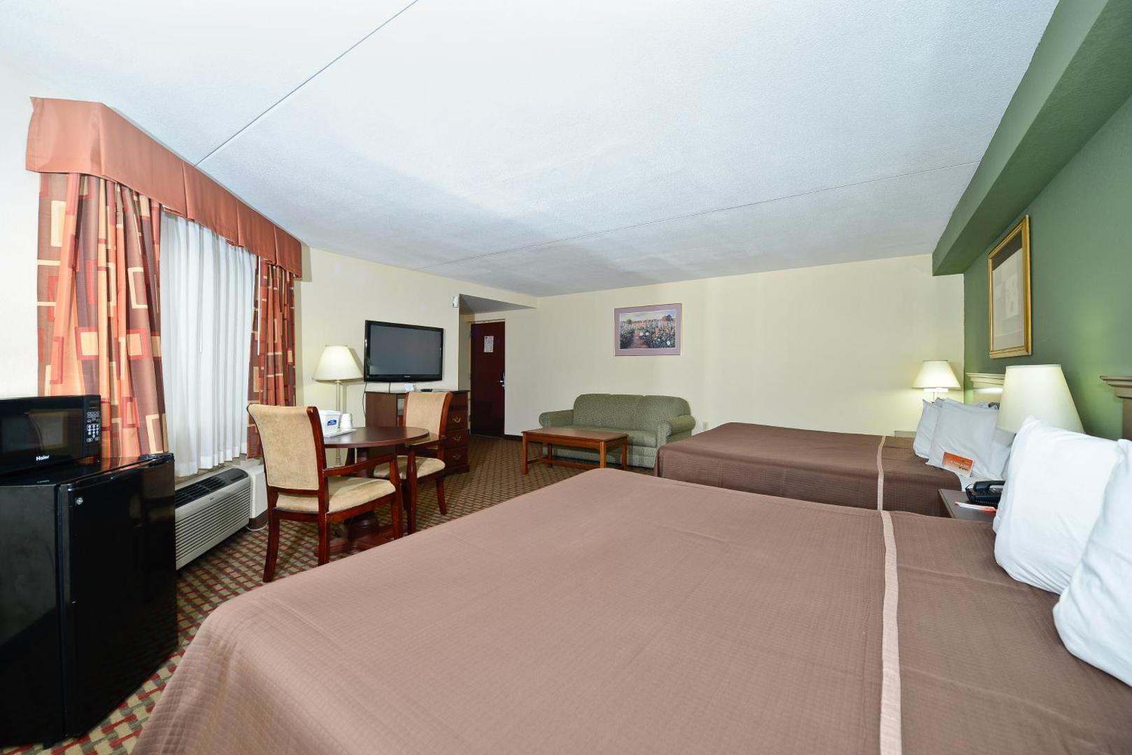 Howard Johnson by Wyndham Newark Airport