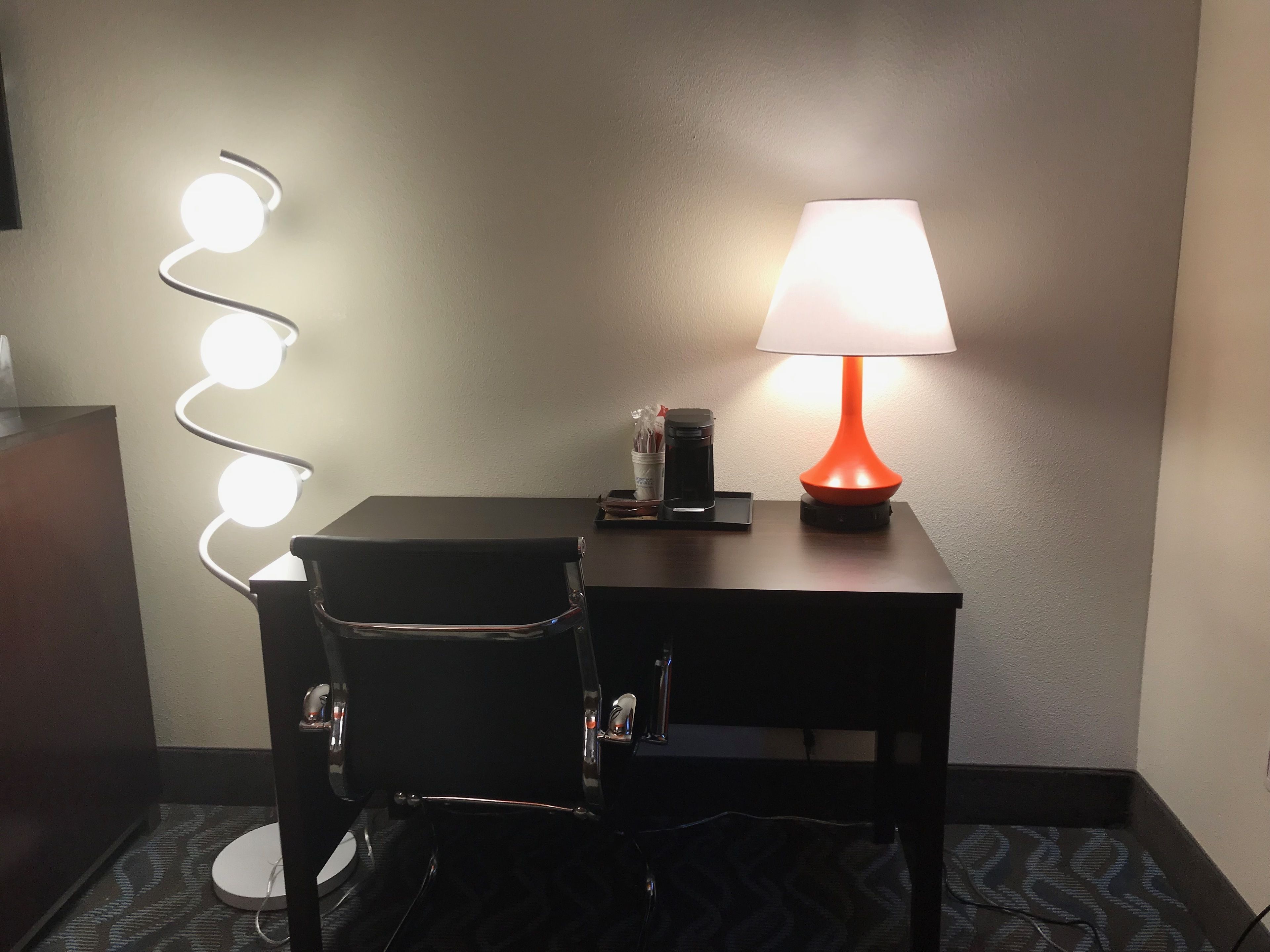 Howard Johnson by Wyndham Newark Airport