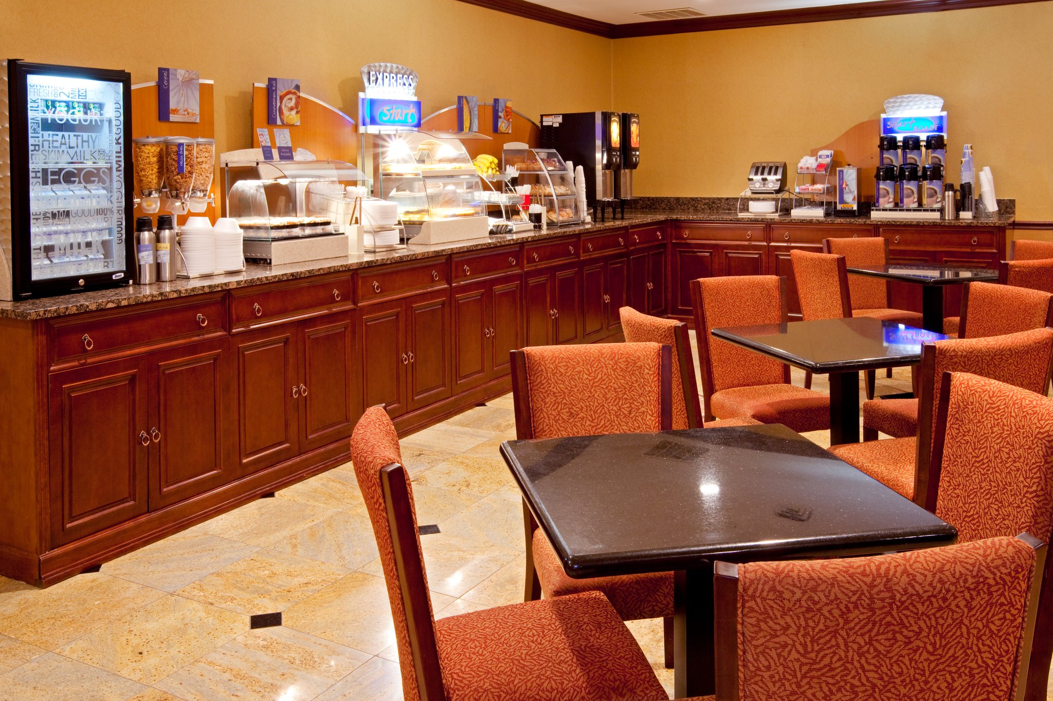 Days Hotel by Wyndham North Bergen /NYC Area