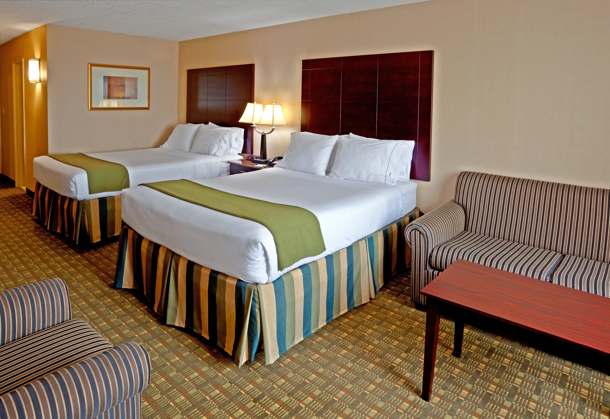 Days Hotel by Wyndham North Bergen /NYC Area