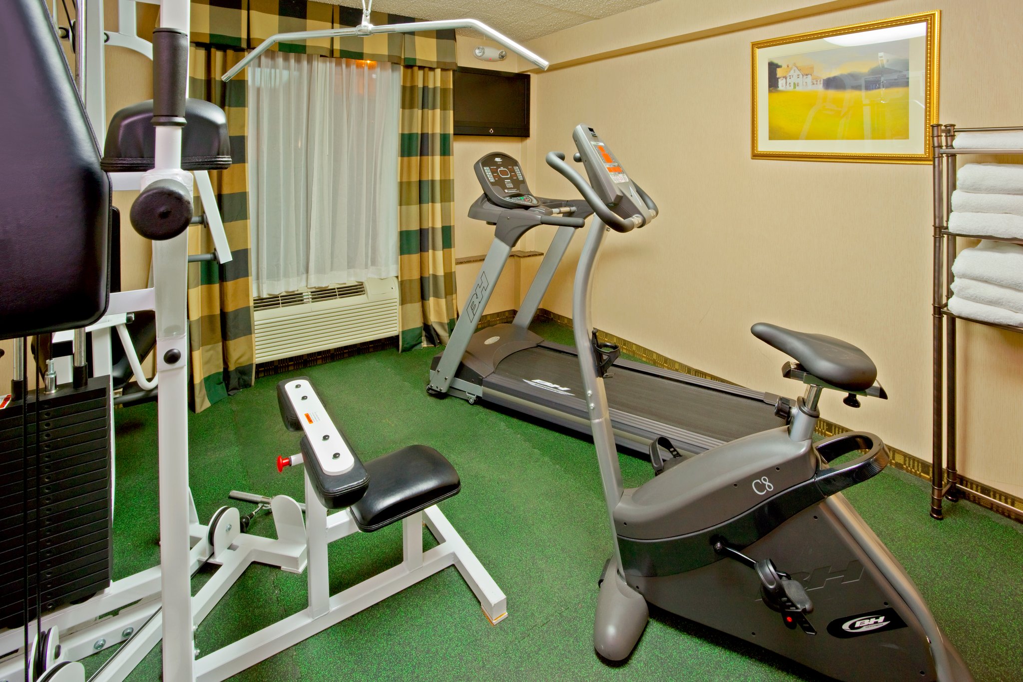 Days Hotel by Wyndham North Bergen /NYC Area
