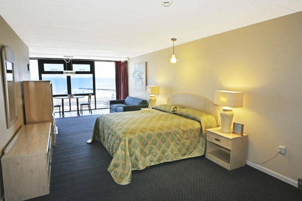 Aloha Oceanfront Motel