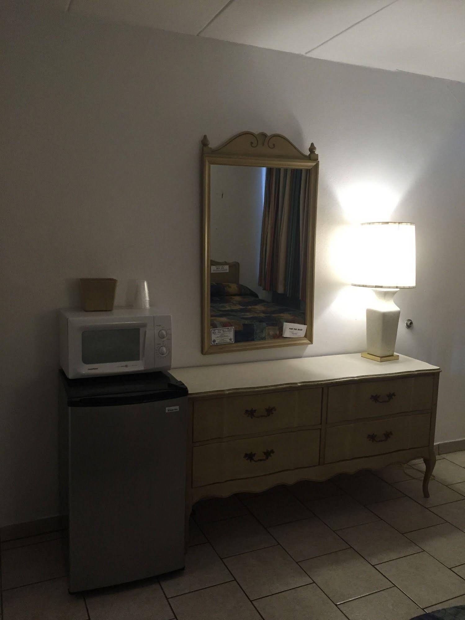 Brittany Motel