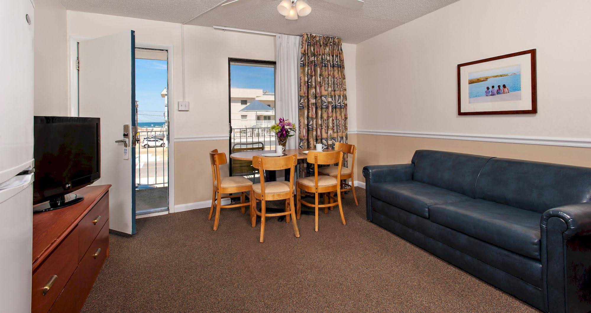 Harbor Light Family Resort