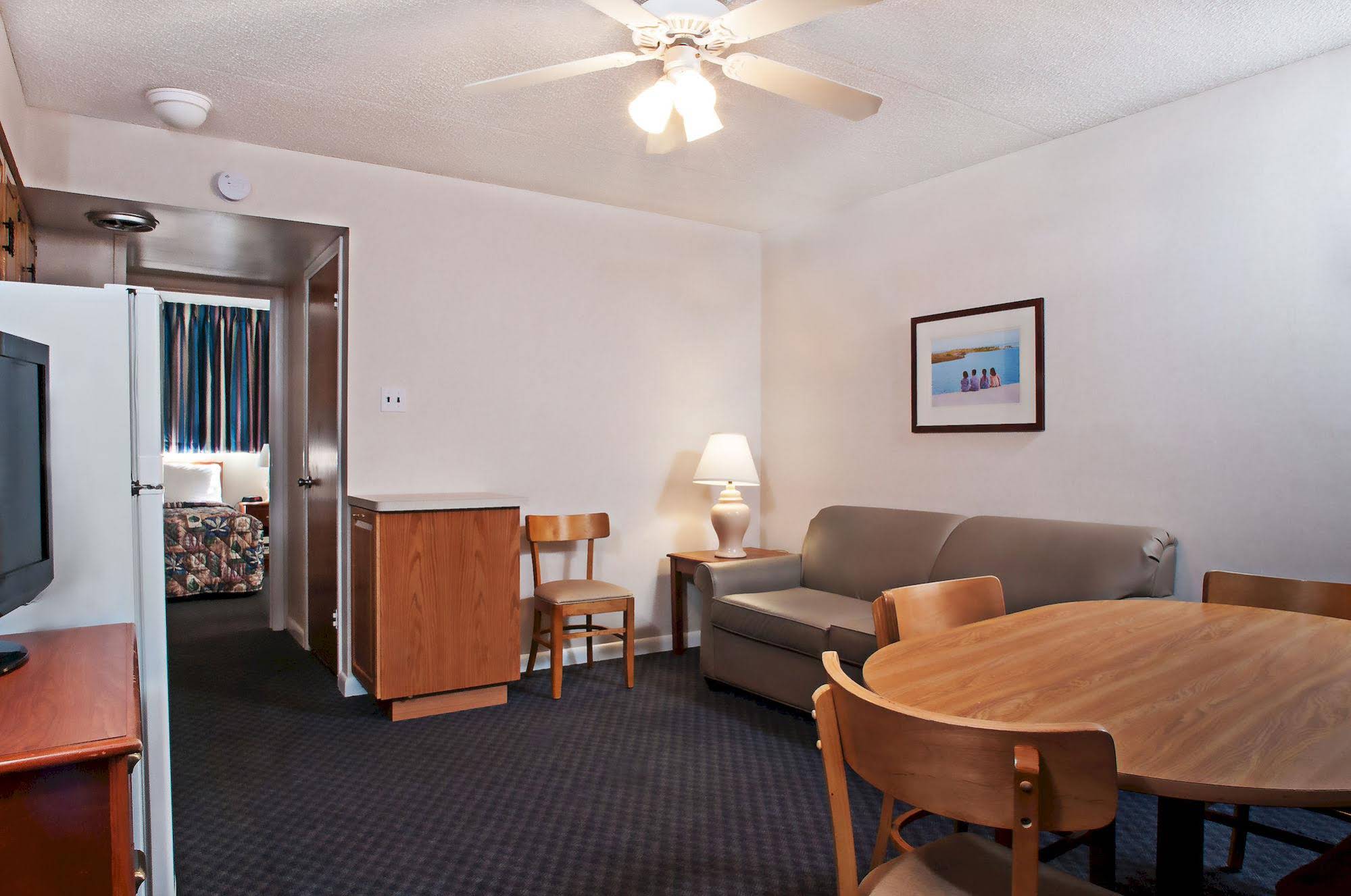 Harbor Light Family Resort