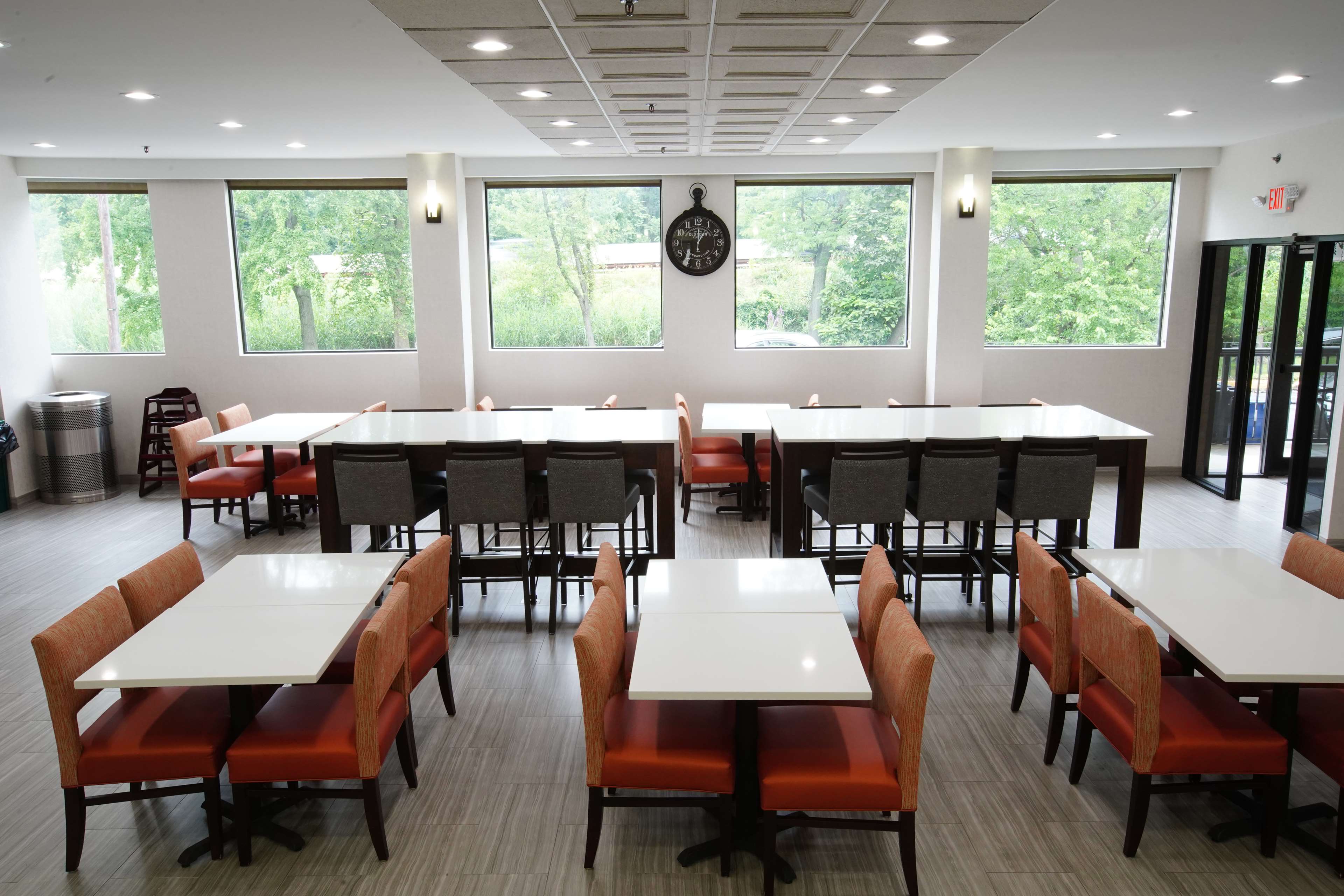 Best Western Paramus Hotel & Suites