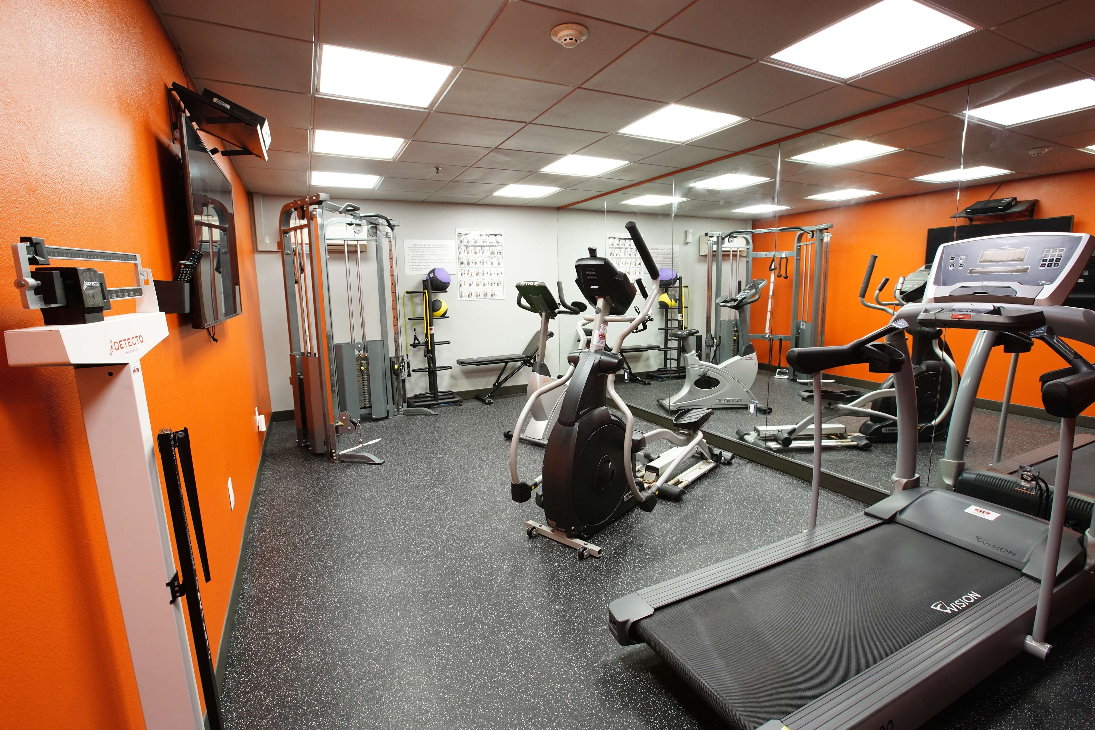 Best Western Paramus Hotel & Suites