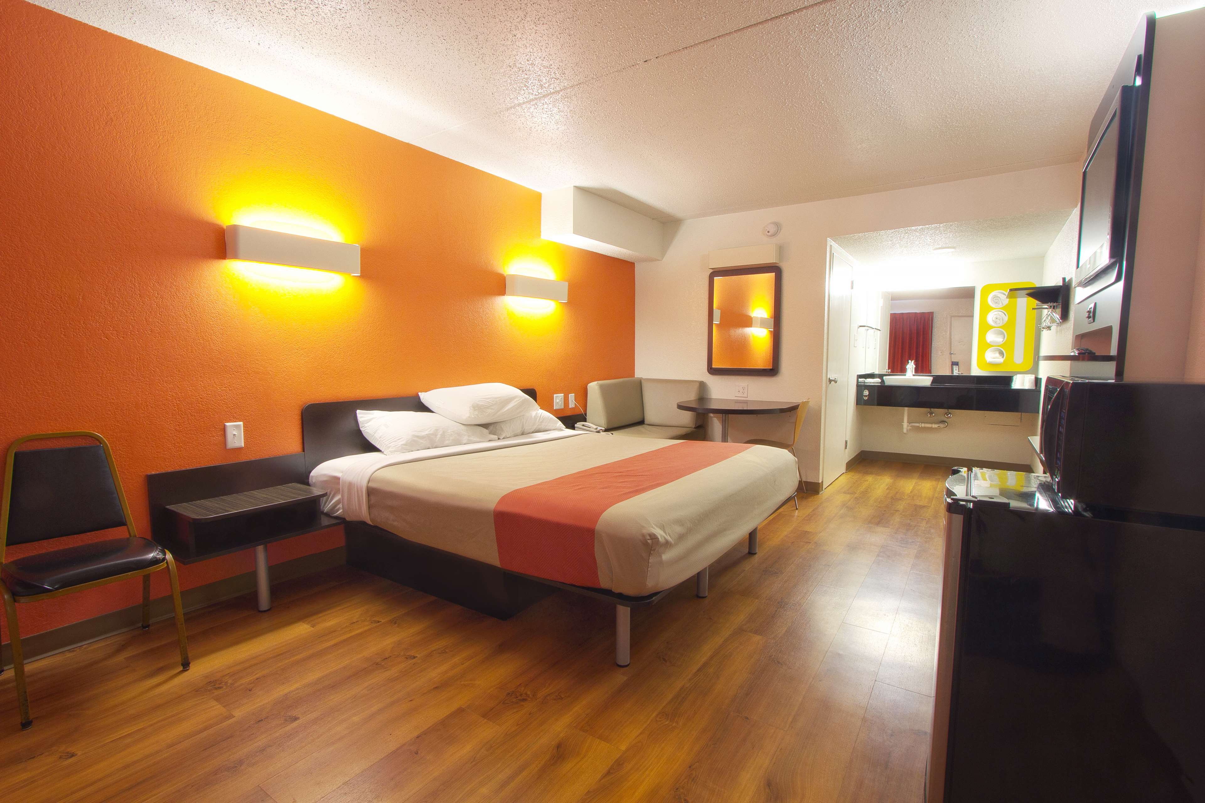 Motel 6 Piscataway