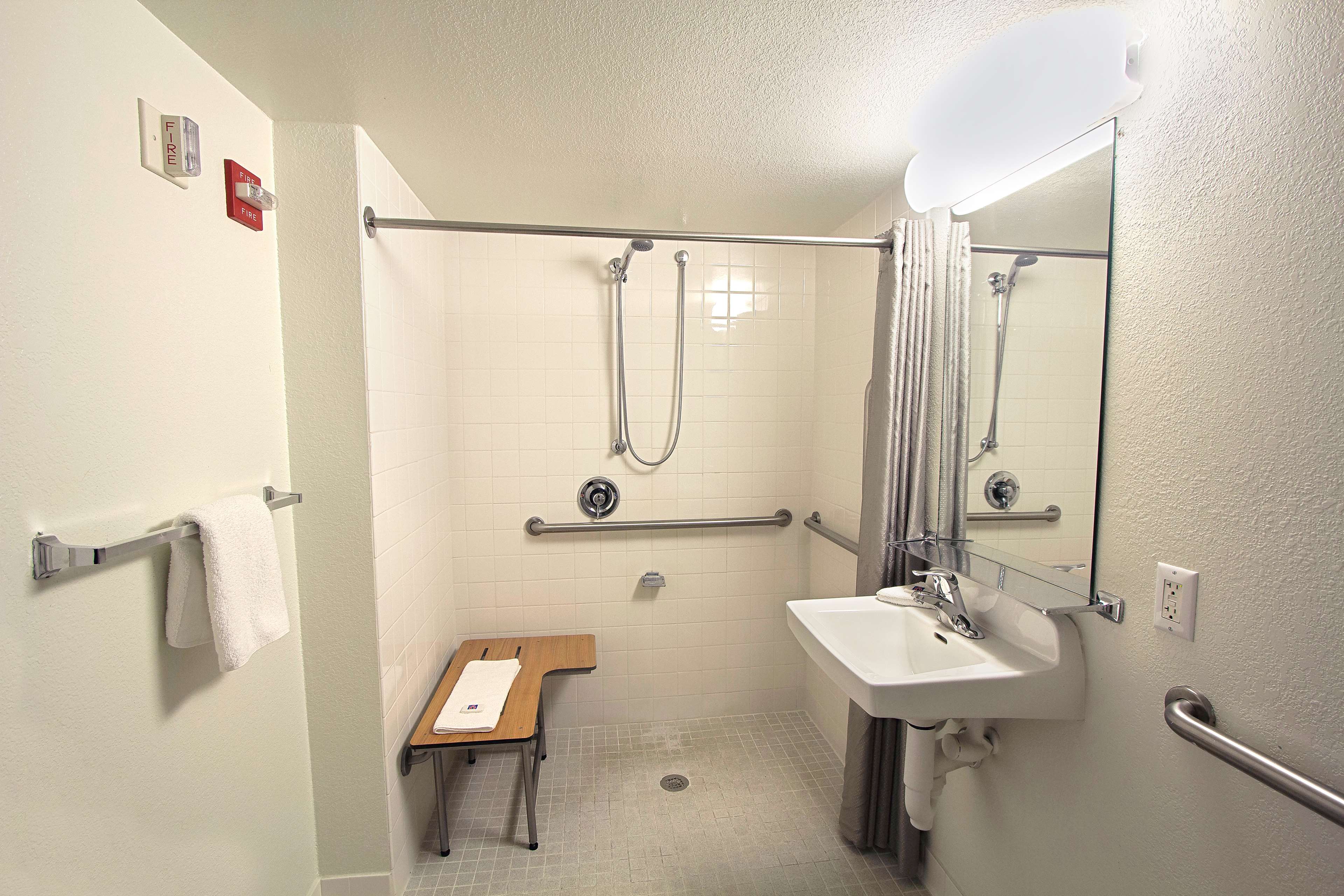 Motel 6 Piscataway