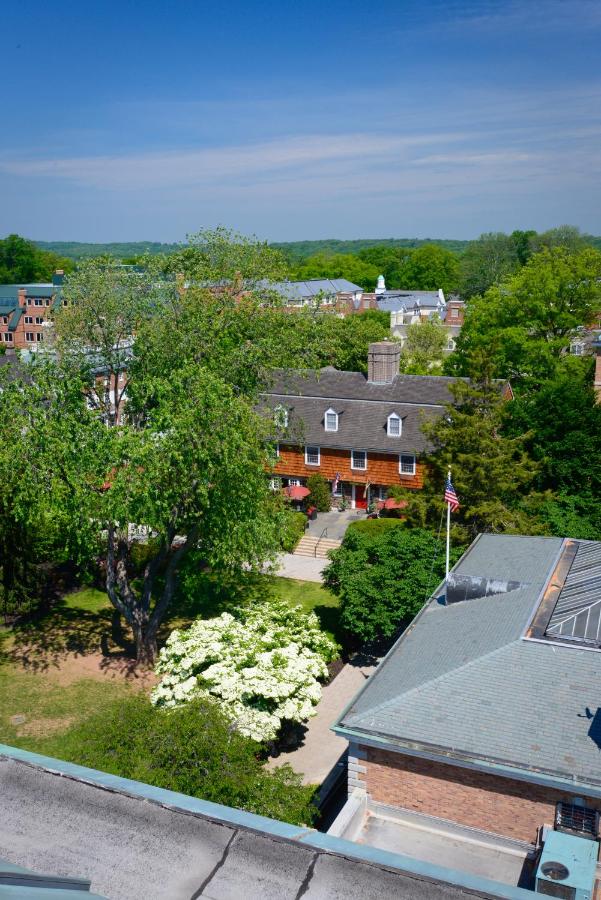 Nassau Inn
