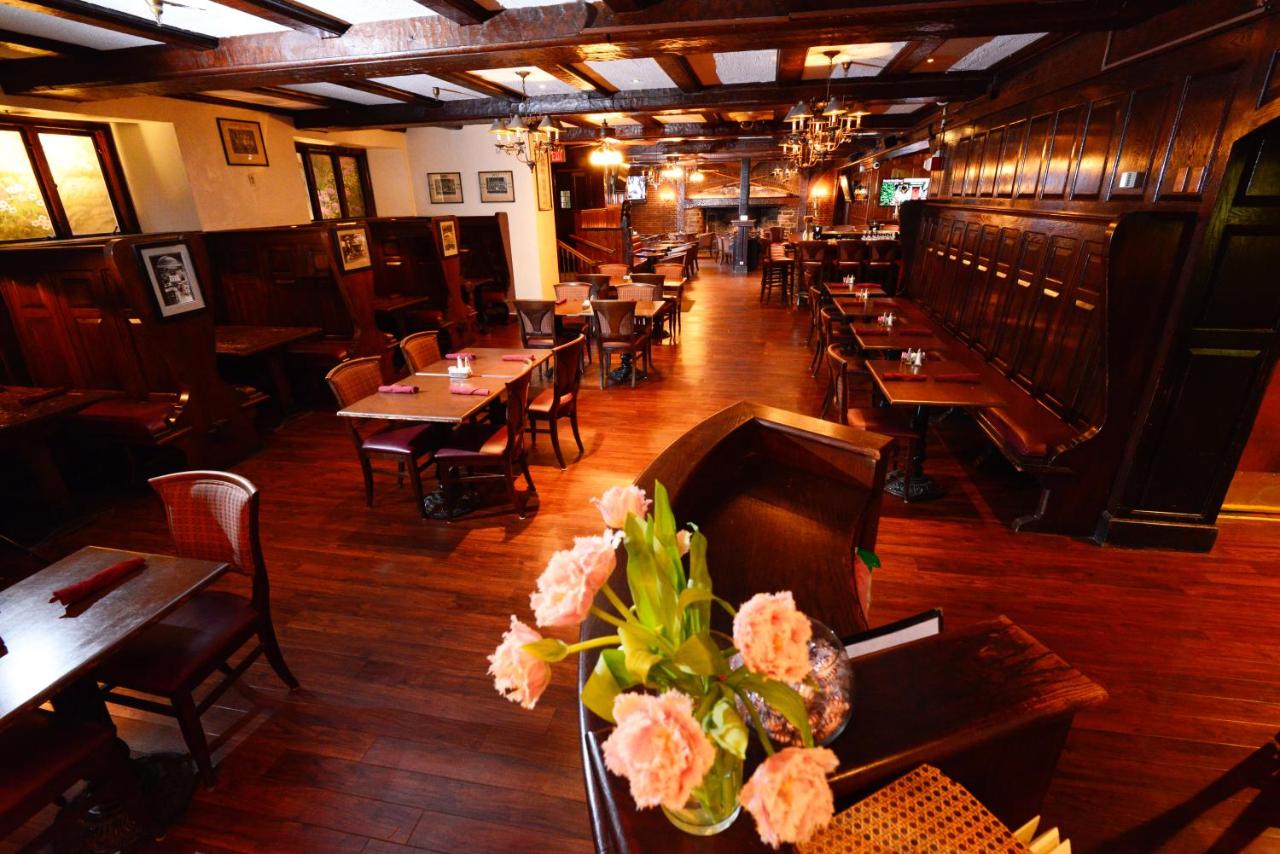 Nassau Inn