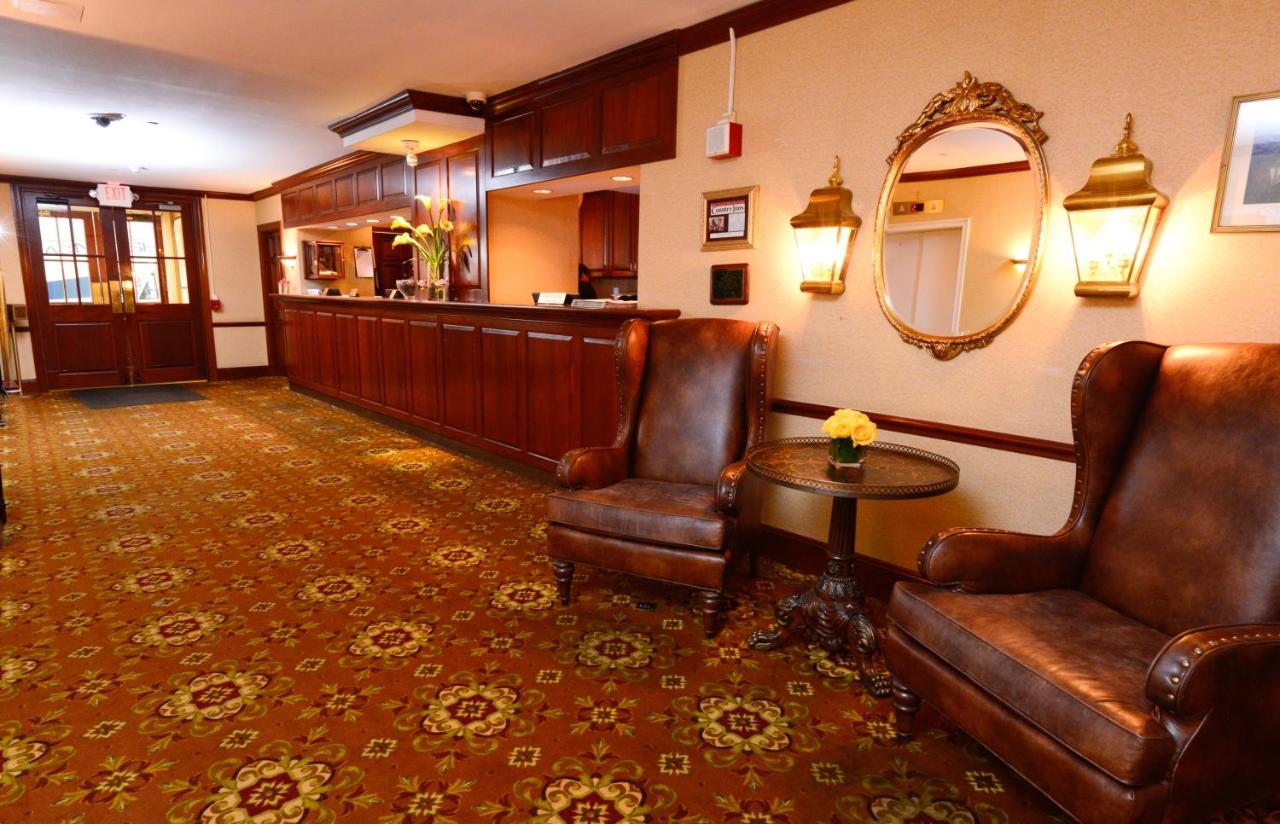 Nassau Inn