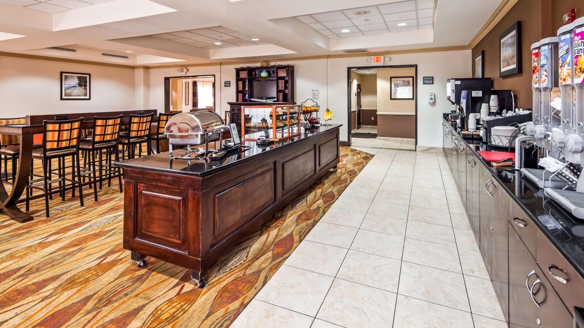 Spark by Hilton Rahway