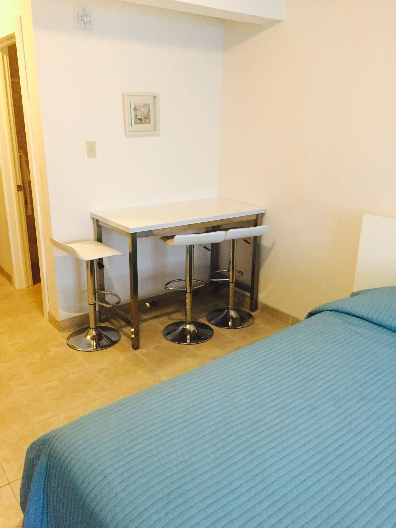 Surfside Suites&Apartments