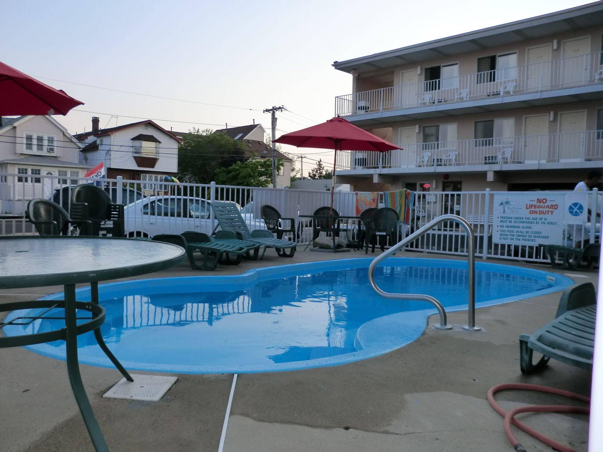 Bay Breeze Motel