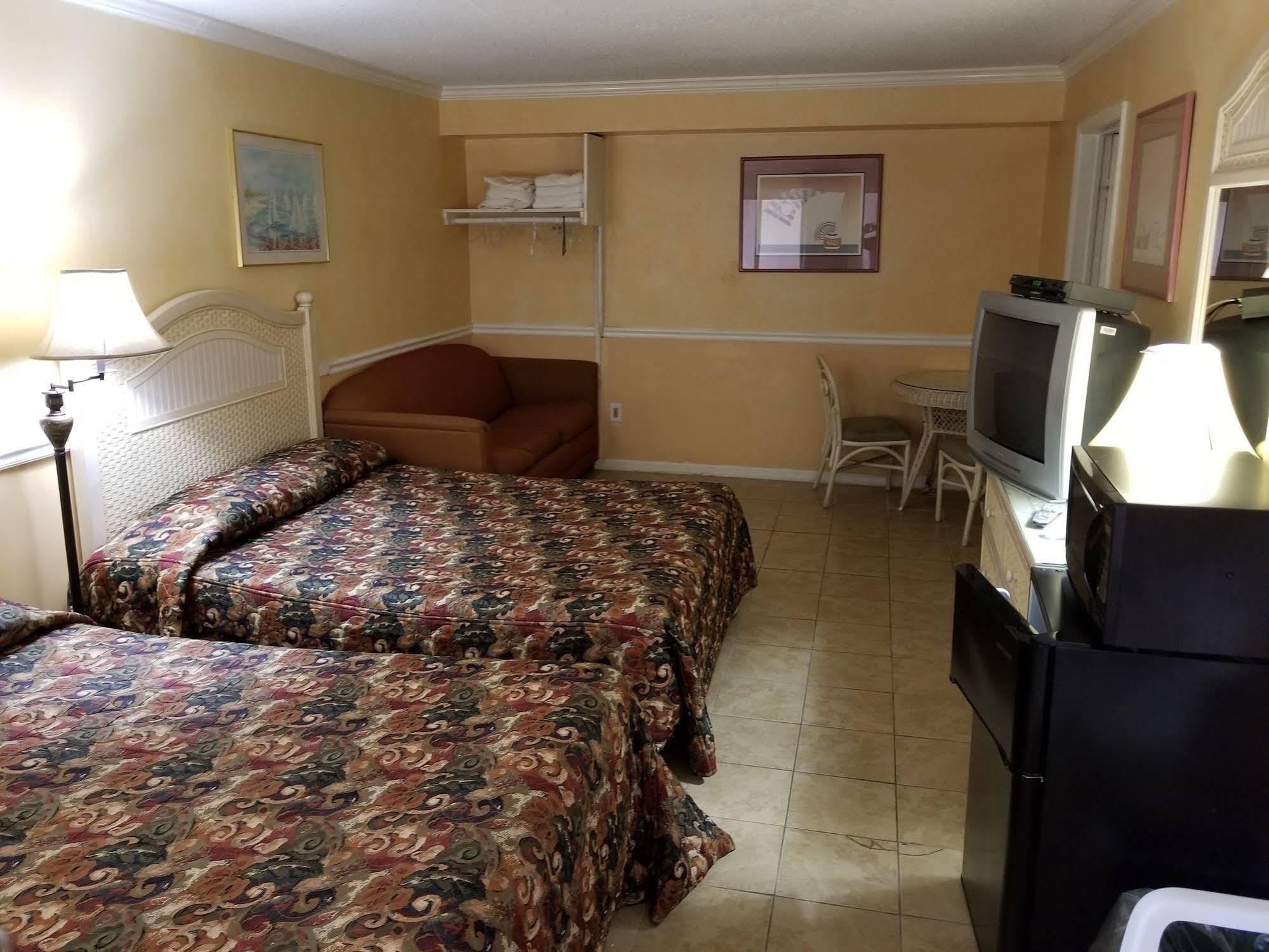 Bay Breeze Motel