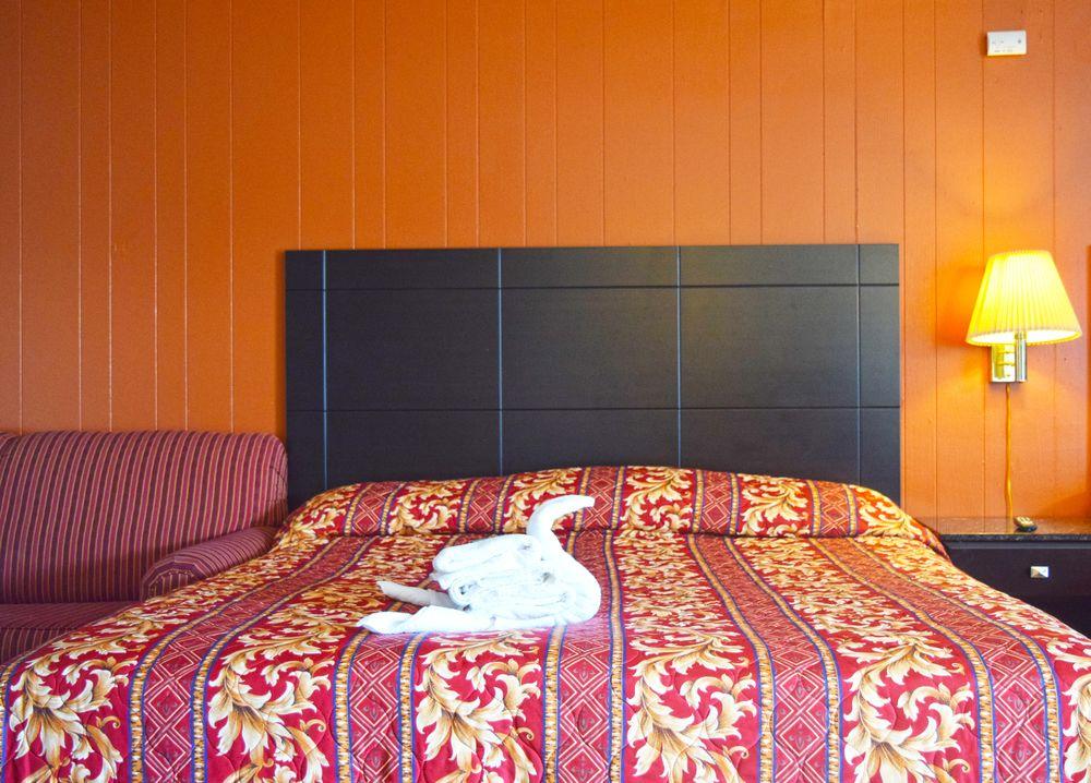 Skyview Manor Motel