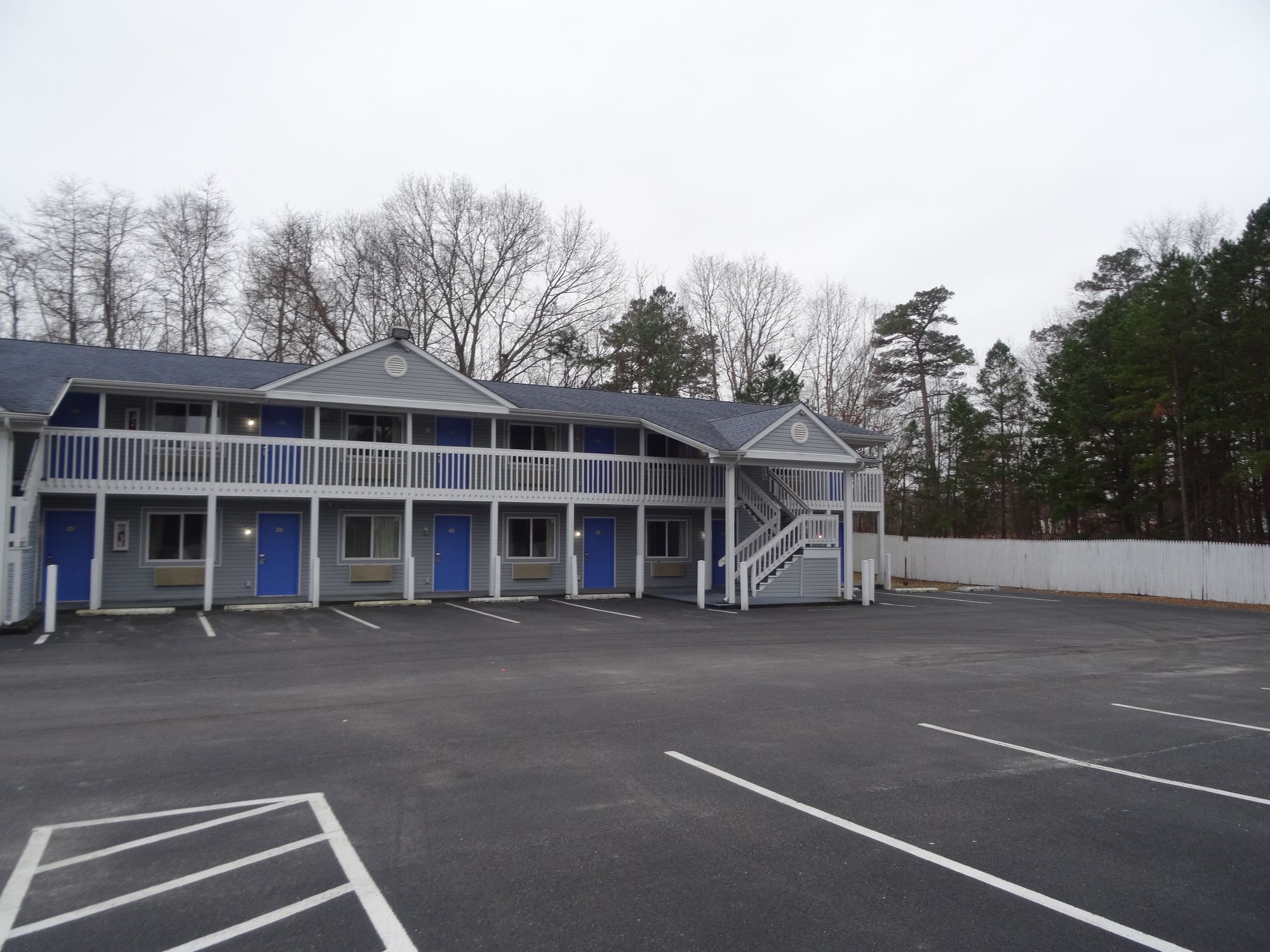 Village Inn and Suites