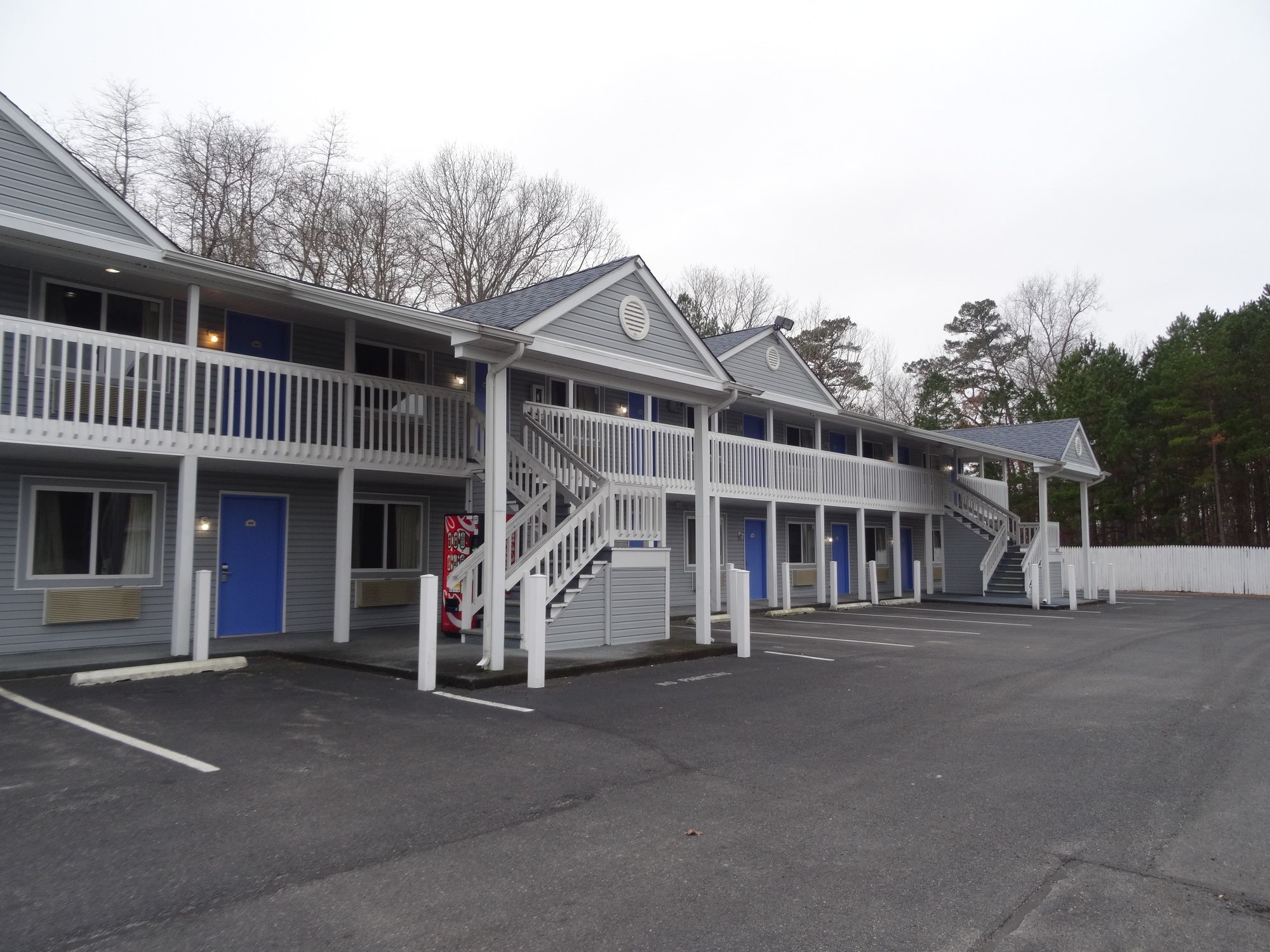 Village Inn and Suites
