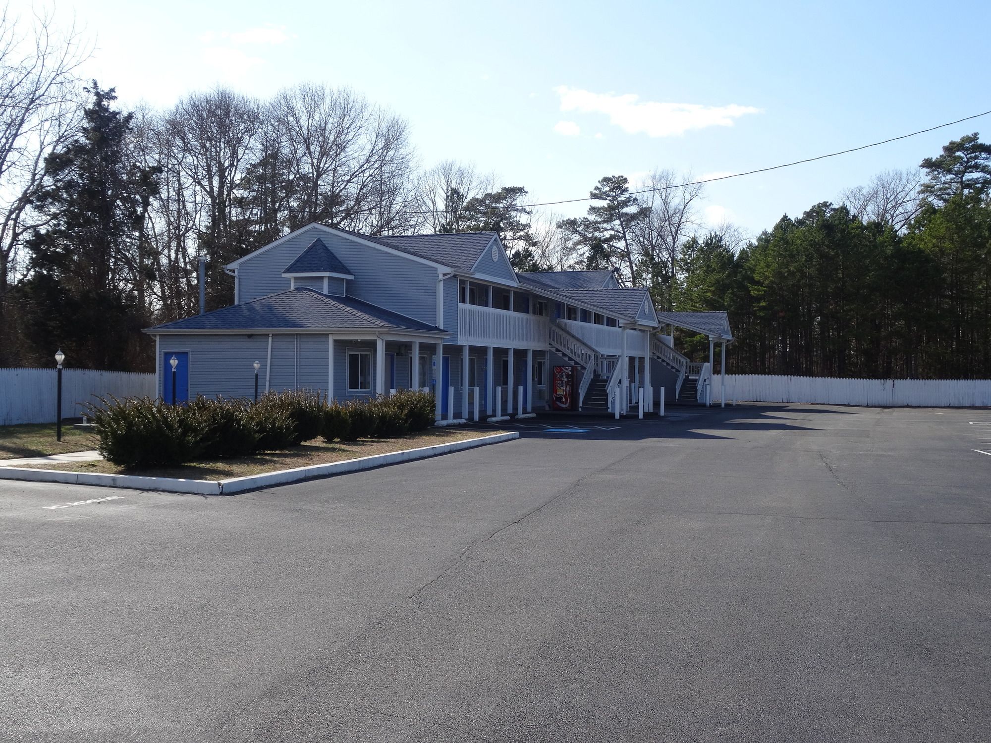 Village Inn and Suites