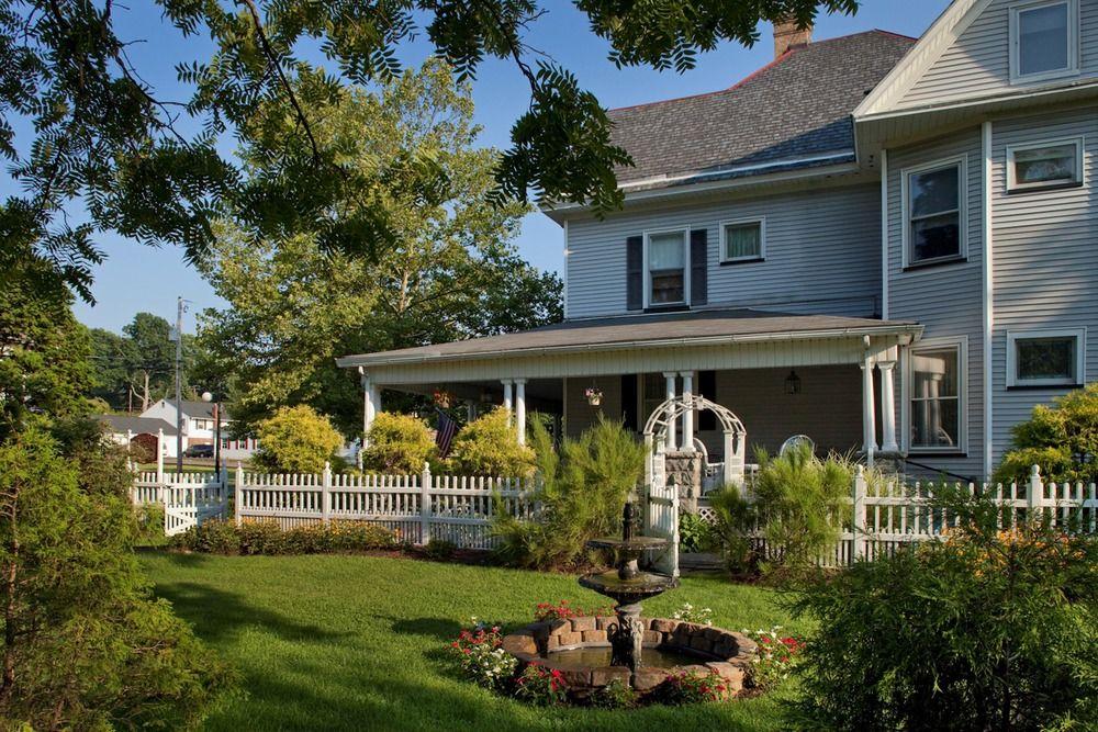 Whistling Swan Inn
