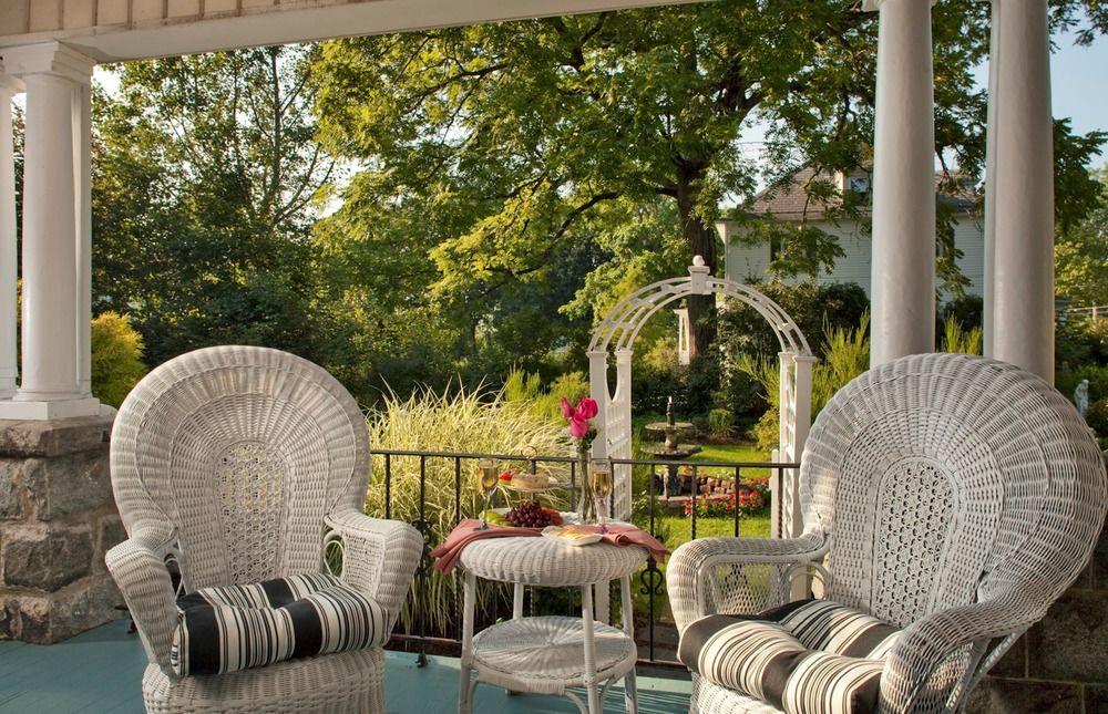 Whistling Swan Inn