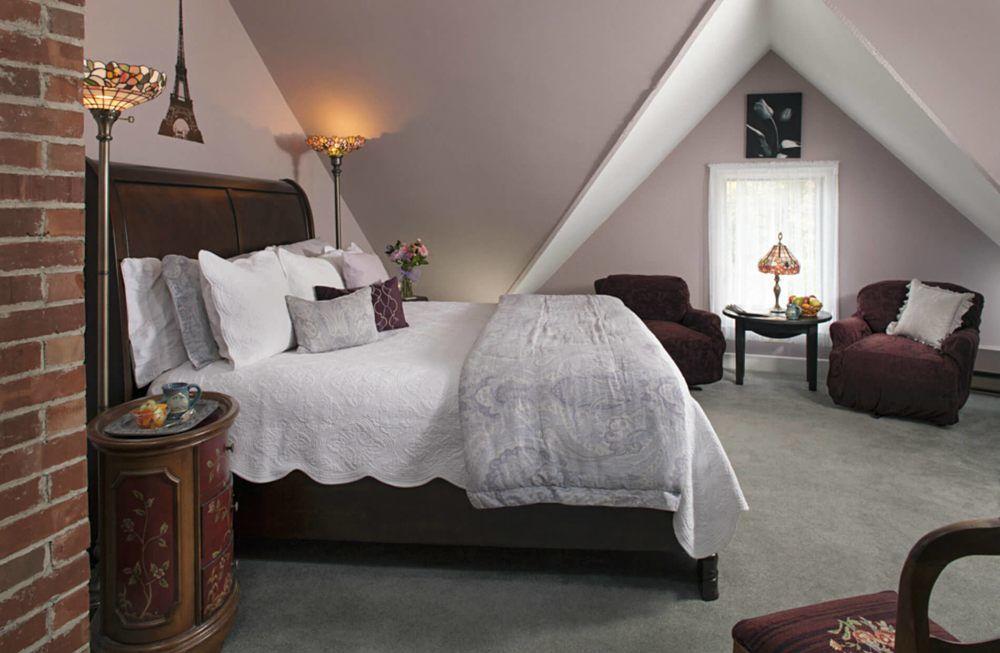 Whistling Swan Inn
