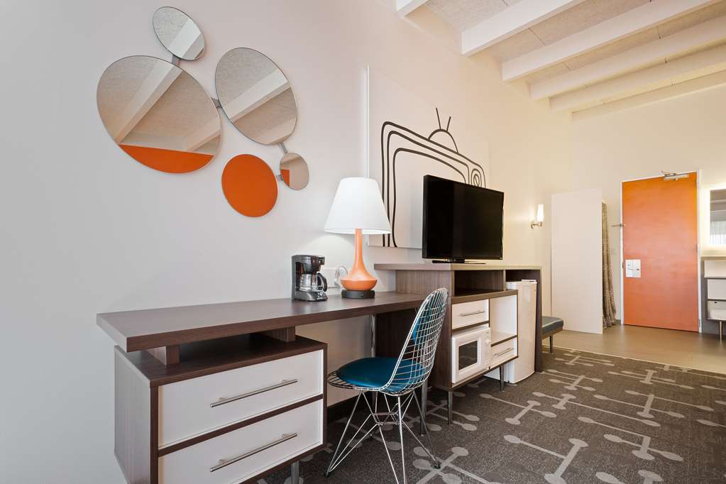 Howard Johnson by Wyndham Toms River