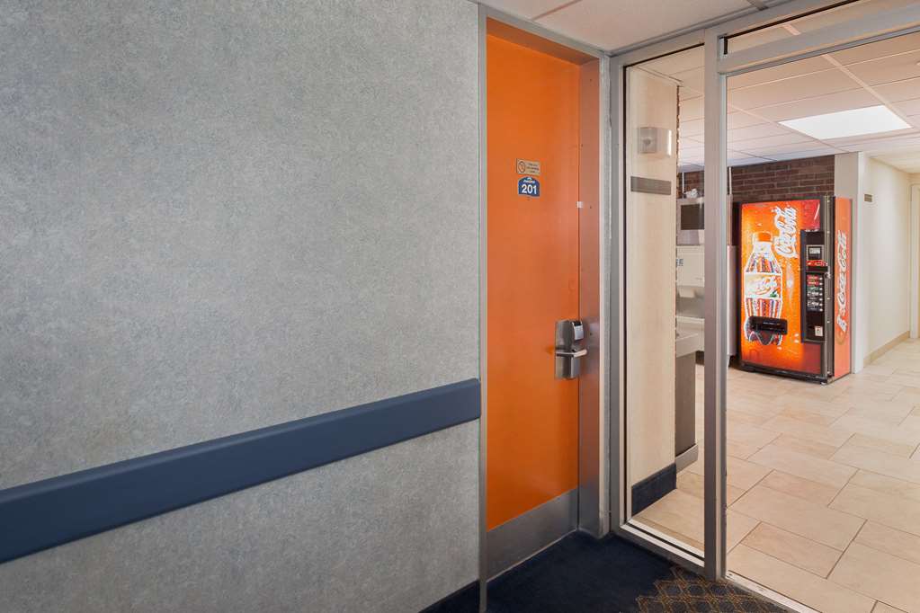 Howard Johnson by Wyndham Toms River