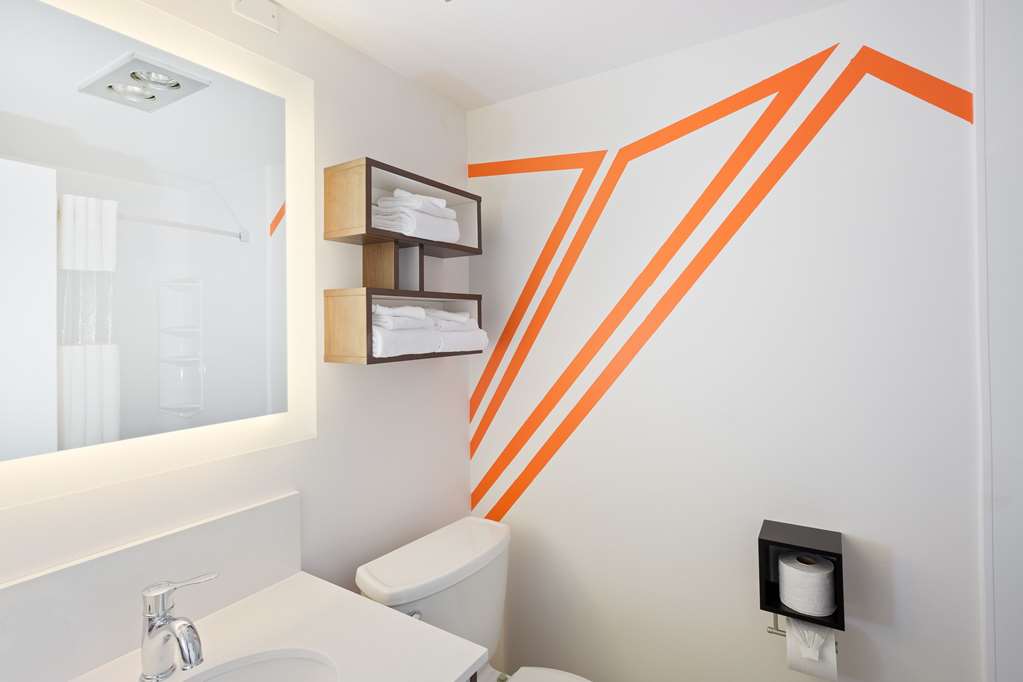 Howard Johnson by Wyndham Toms River