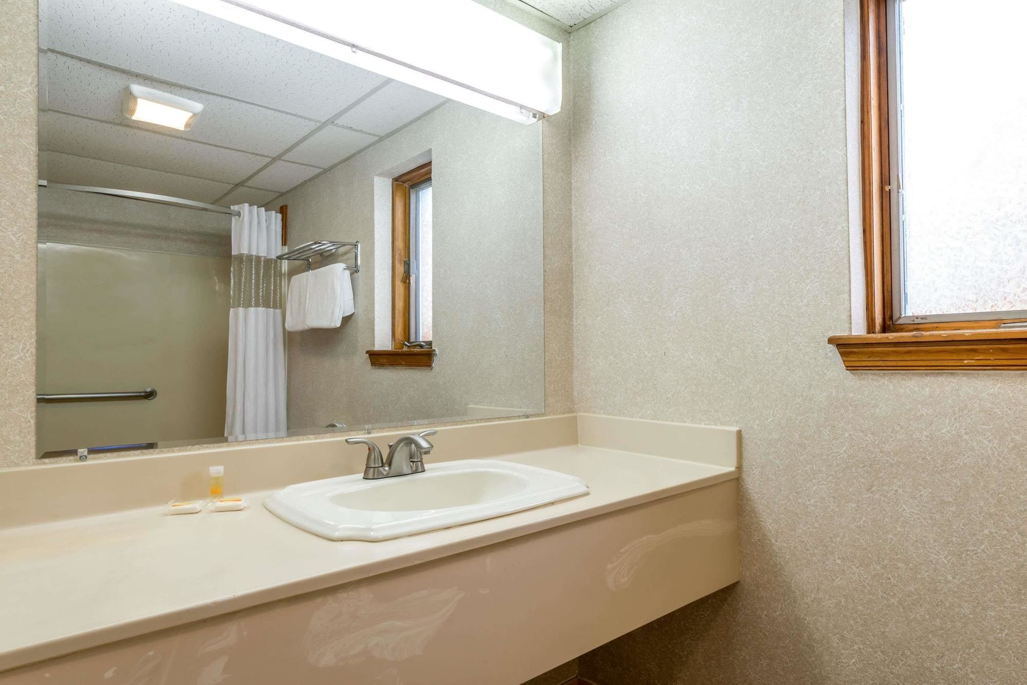 Days Inn by Wyndham Vineland
