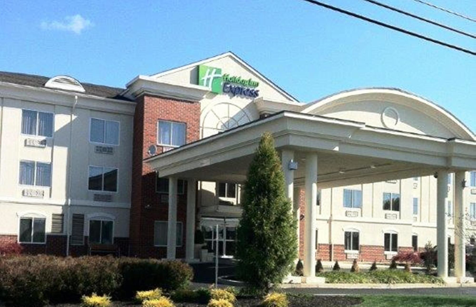 Holiday Inn Express & Suites