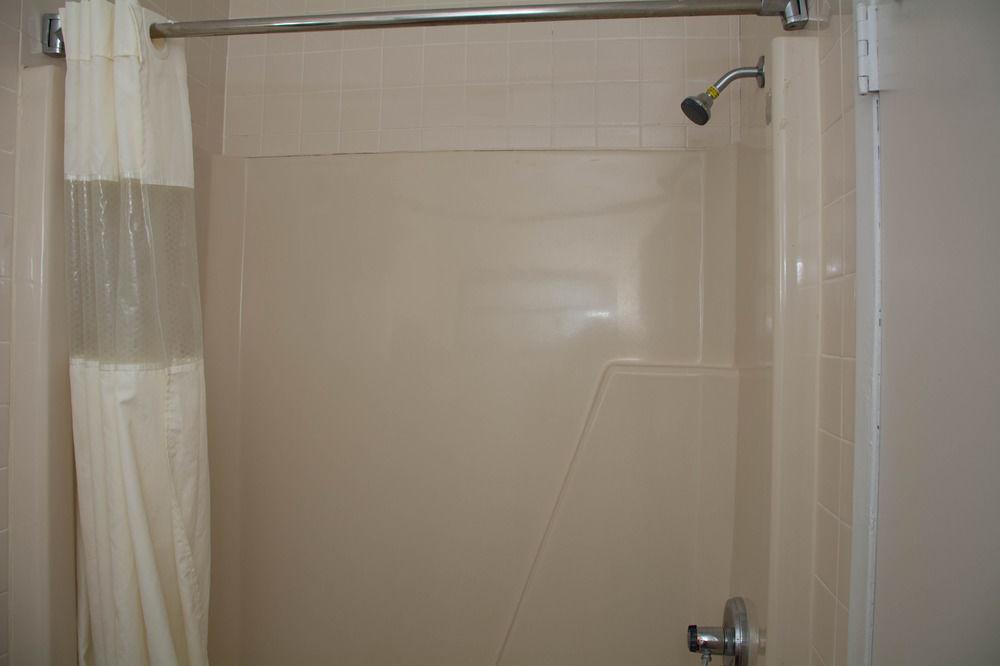 Atlantic Inn and Suites - Wall Township